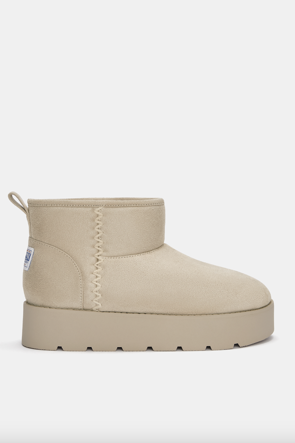 10 botas de borreguito de Zara, Pull&Bear o Parfois tan bonitas