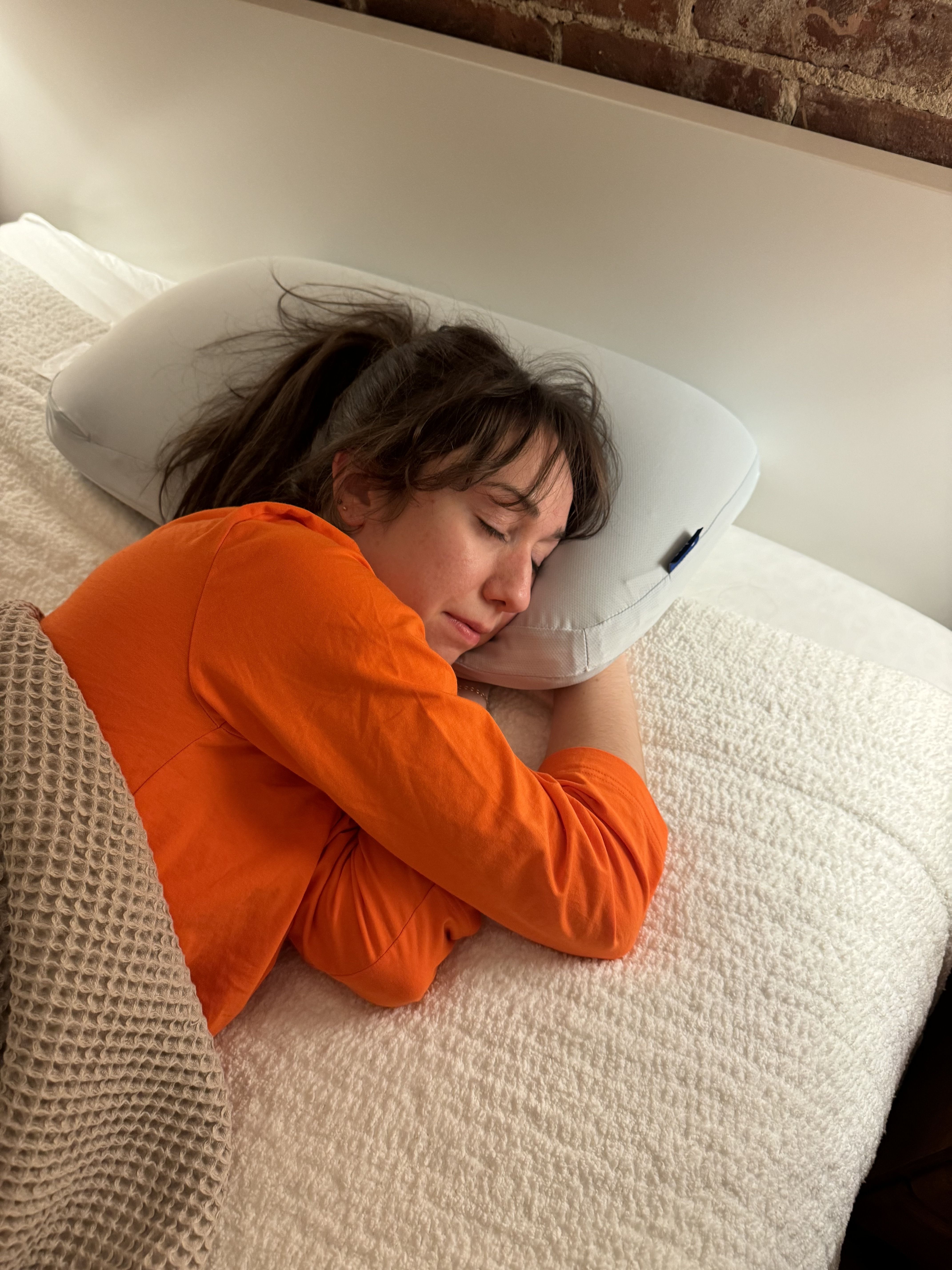 Pillow Reviews Best Pillows For Stomach Sleepers 2018 Casper