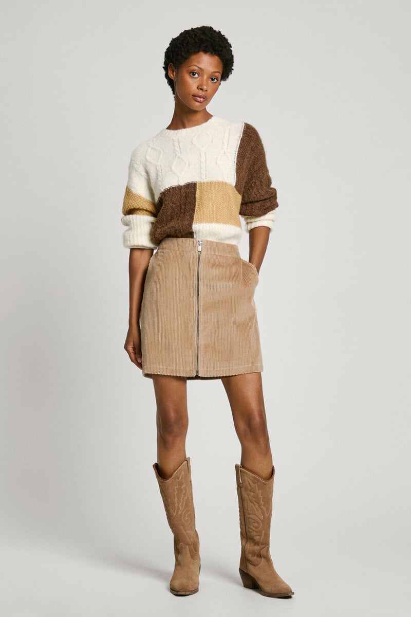 Vestidos De Frio Con Botas Botas Altas Outfit Con Falda Para Frio