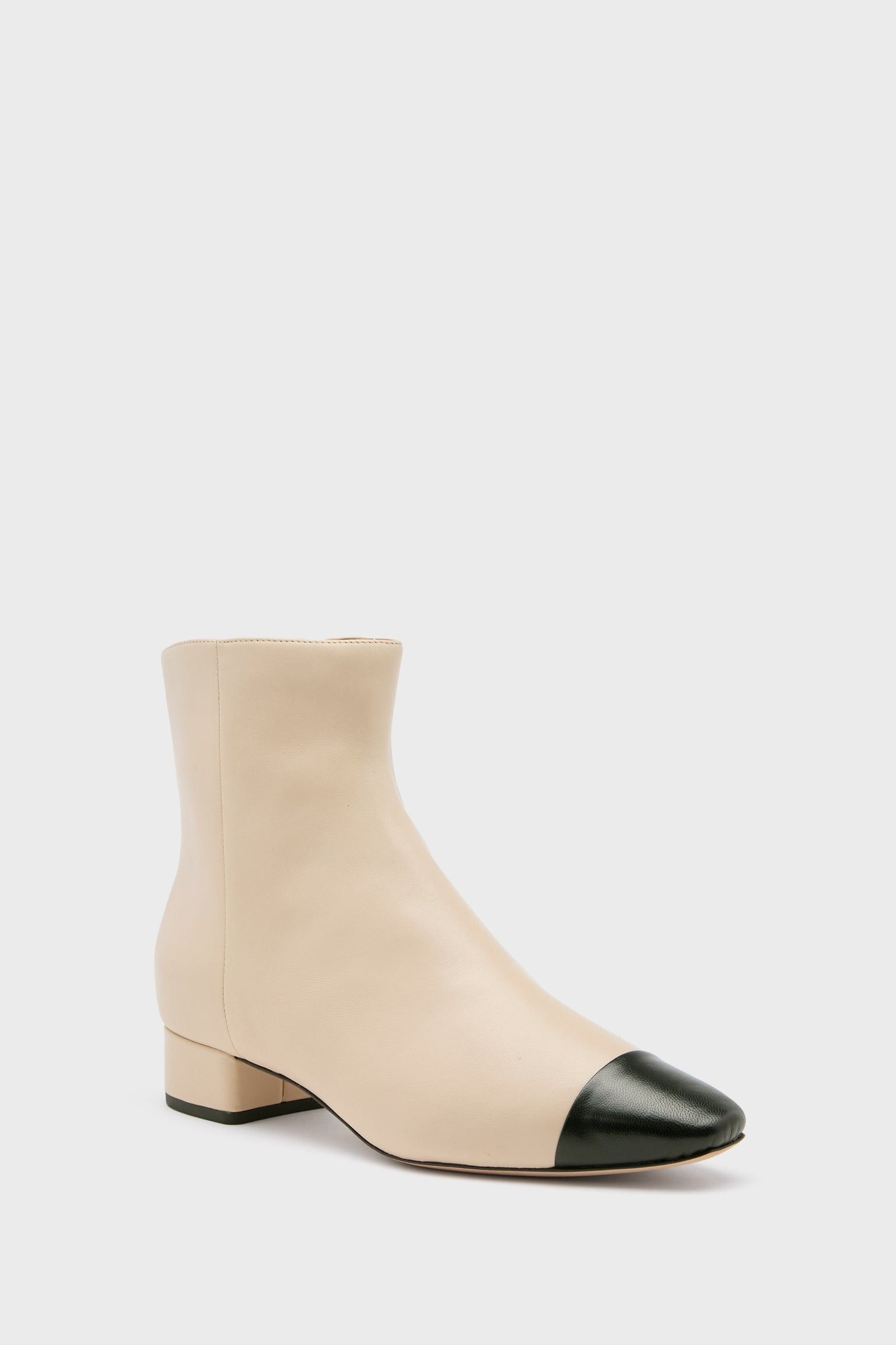 12 Most Comfortable Dress Boots, According to Experts