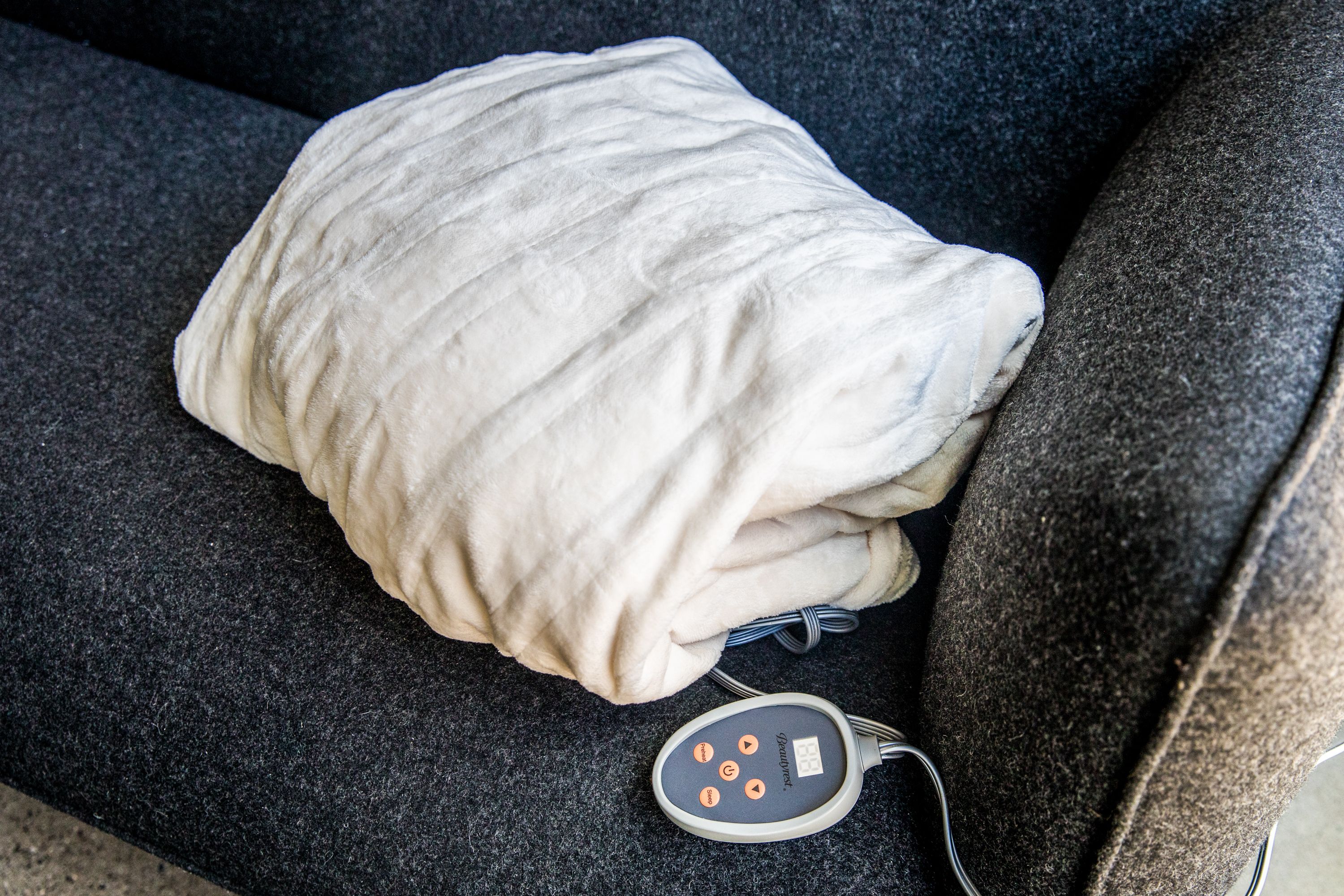 Best Heated Throw Blankets for 2024 Electric Throw Blankets