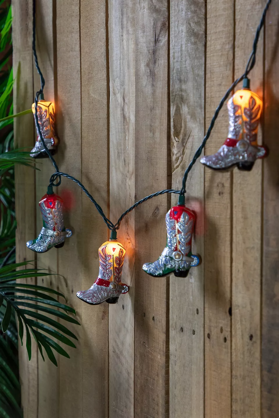 11 Best Cowboy Christmas Decorations for a Ranch-Inspired Home