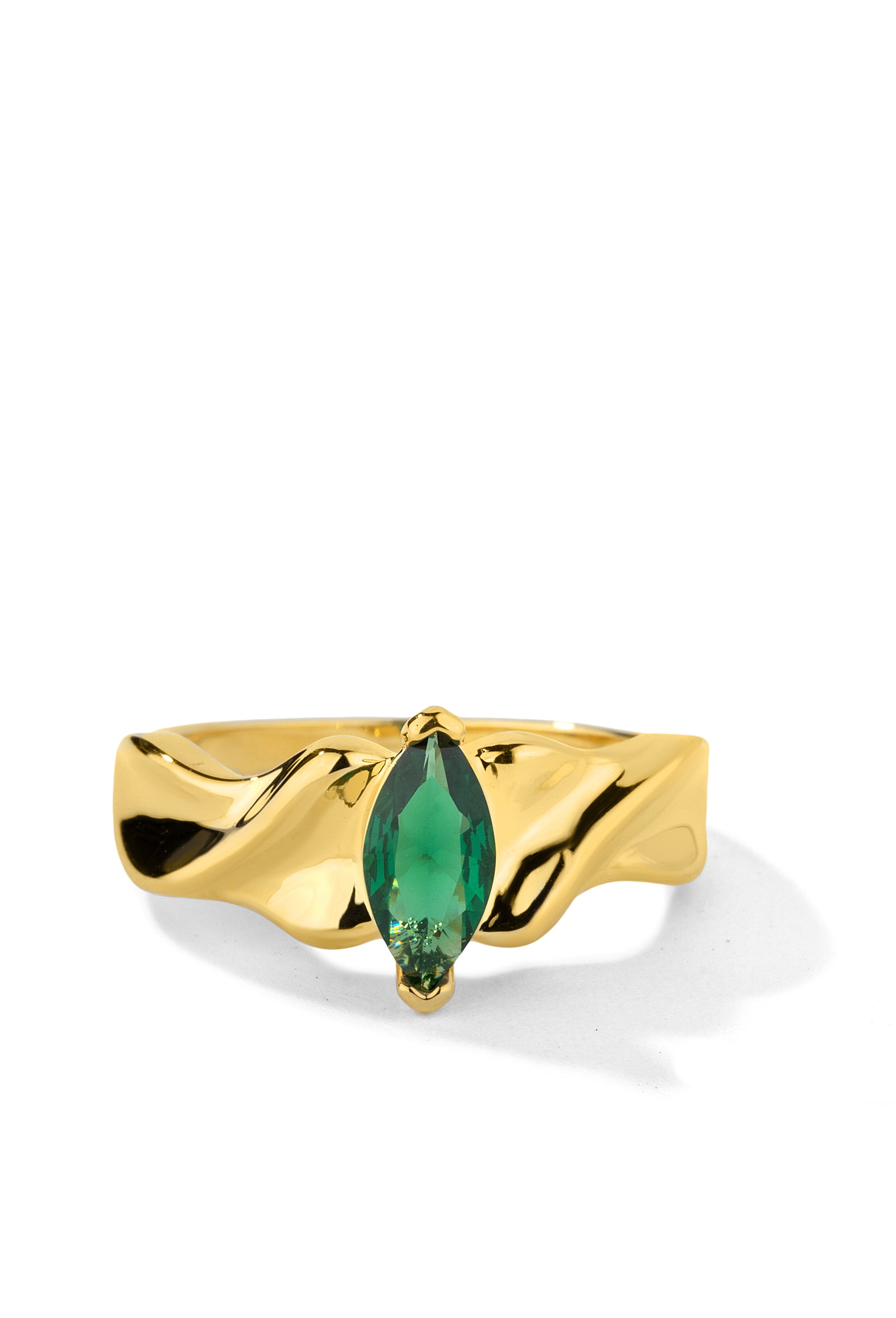 The 17 Affordable Jewelry Brands Cosmo Editors Are Obsessed With