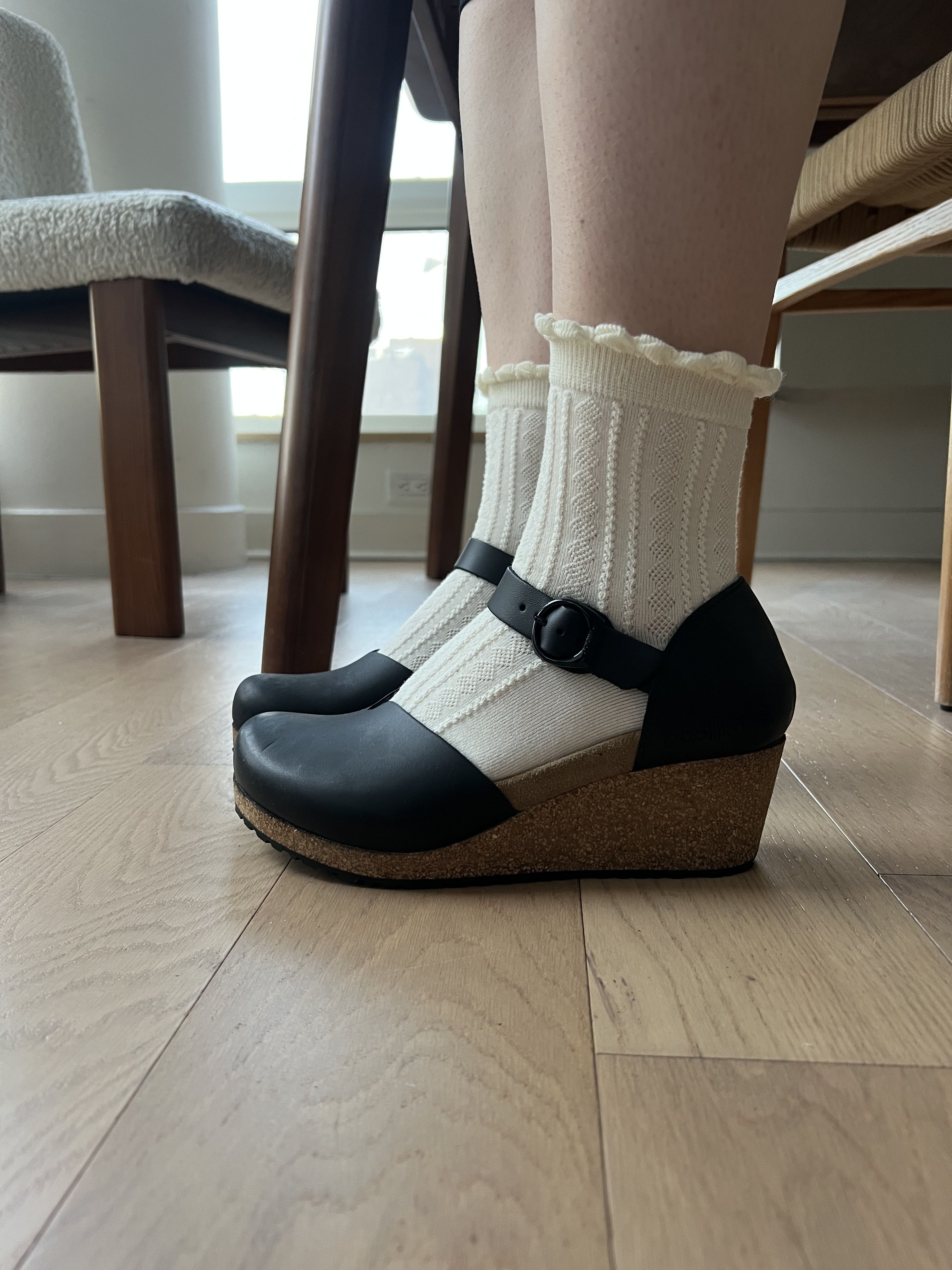 Standing Most Comfortable Women's Leather Shoes The Best