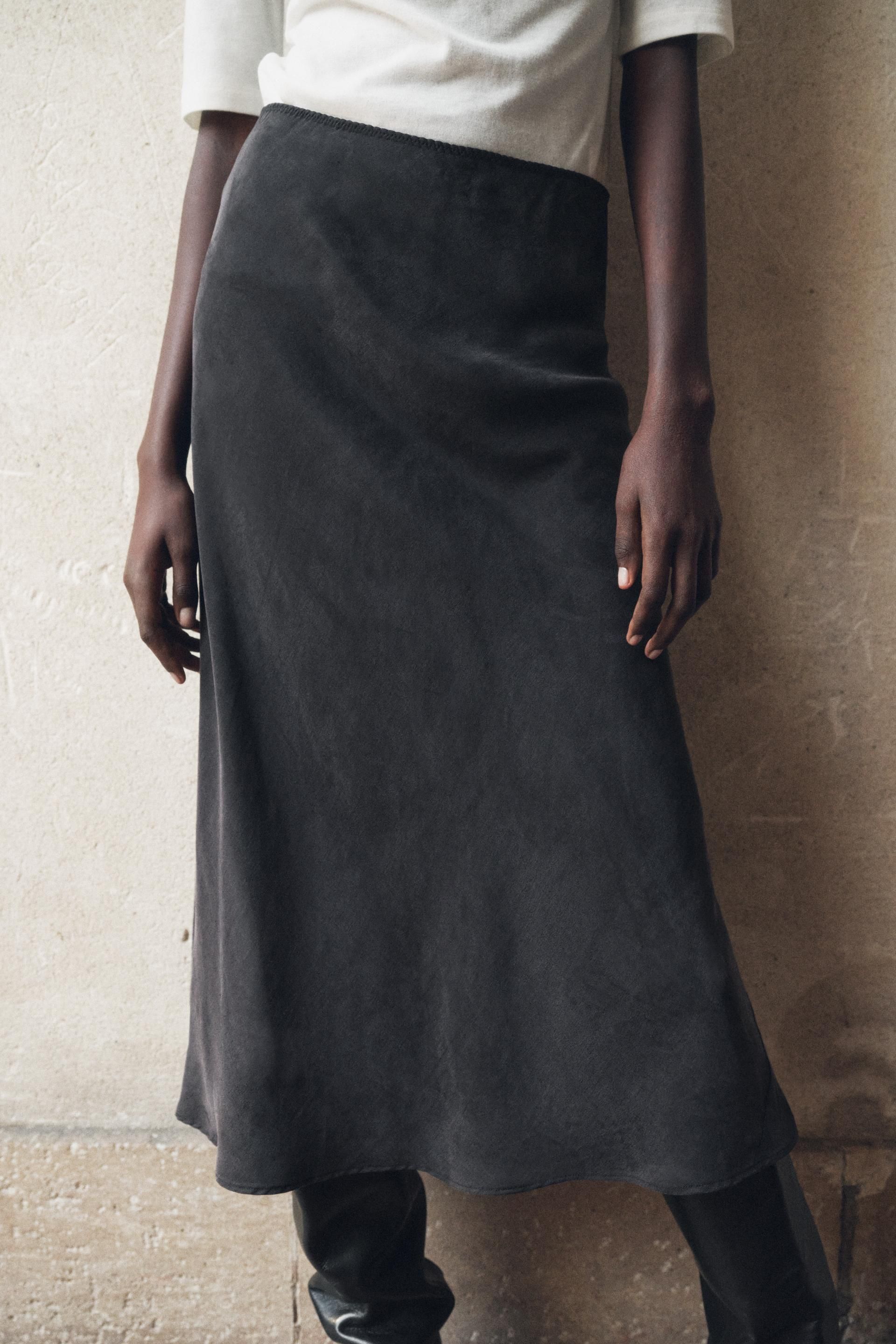 Zara Falda Pantalon Negra Larga Faldas Satinadas De Zara
