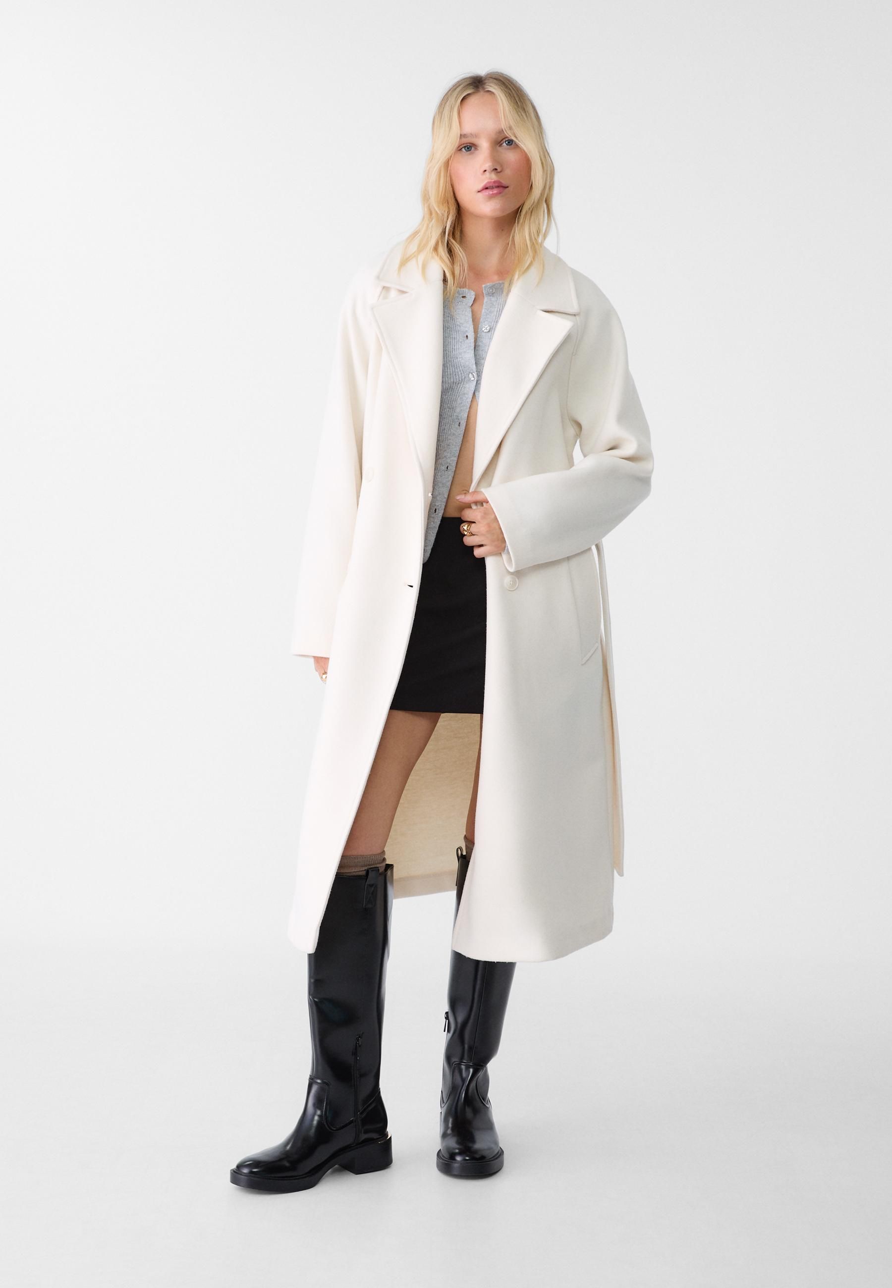 Paula Echevarría Pantalones Vaqueros De Campana Stradivarius Jeans - Main Image