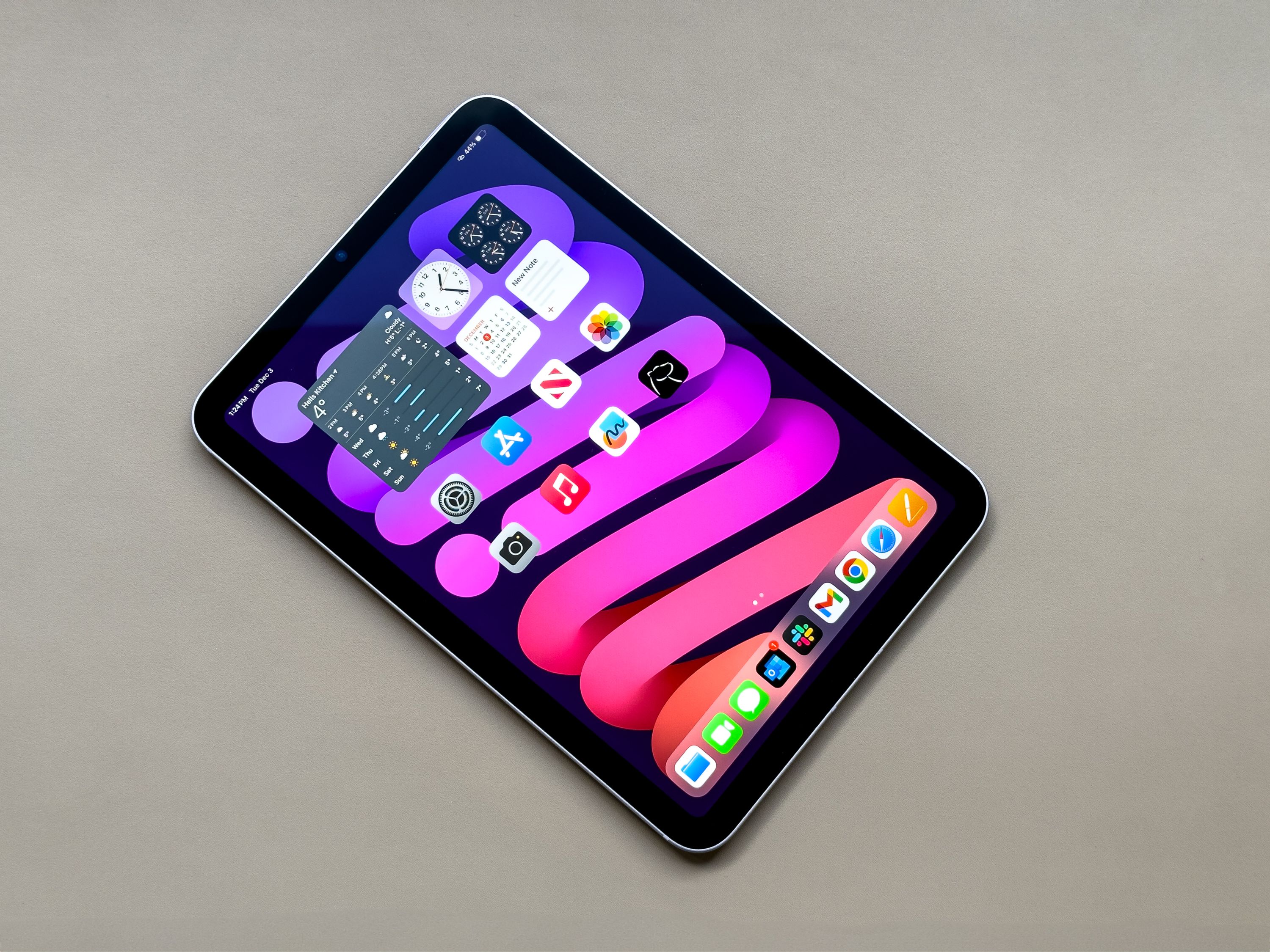 美品 iPad mini 白 動作保証 2024 1102 23限定セール81 JTLEGEND
