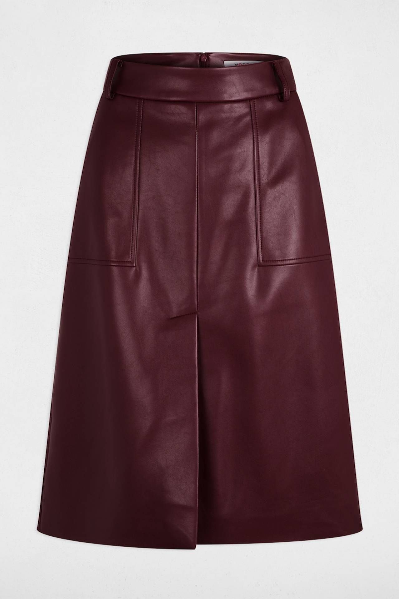 12 faldas de ante y cuero perfectas para looks de entretiempo