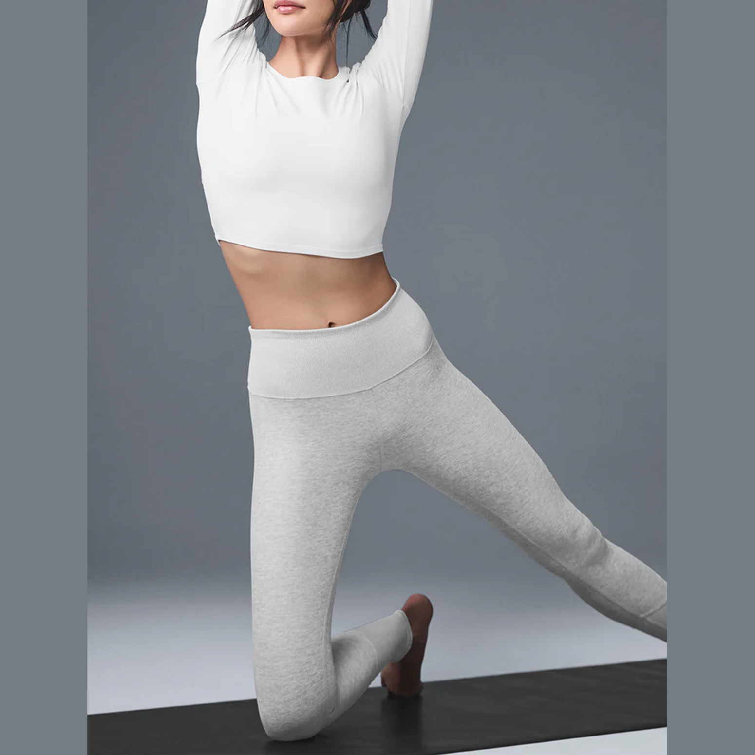 Alo Yoga Review: Everything You Need To Know, Per A Shopping Editor