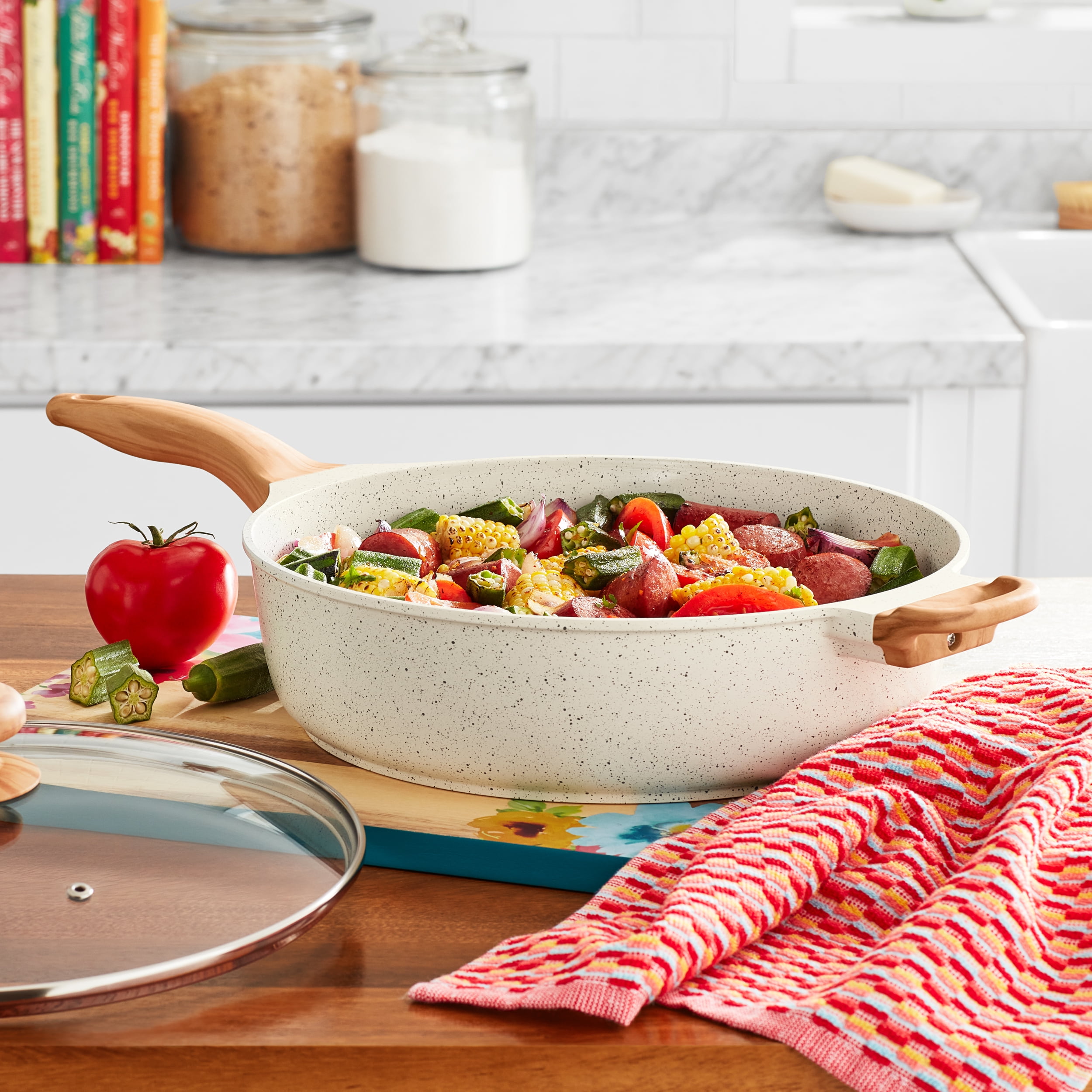 The Pioneer Woman Collection Is Up to 70% Off for Presidents' Day