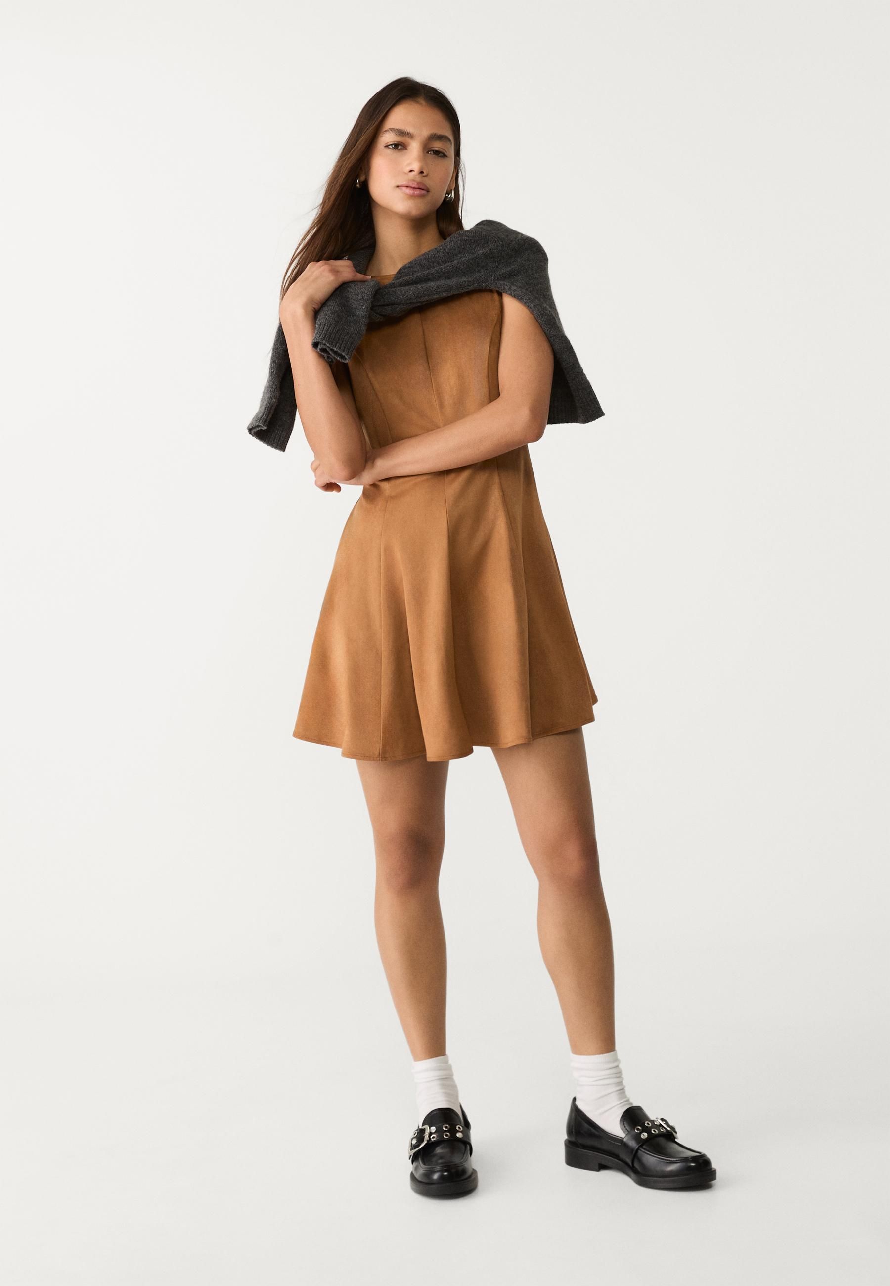 Las zapatillas tendencia de este 2025 son estas Vans que las