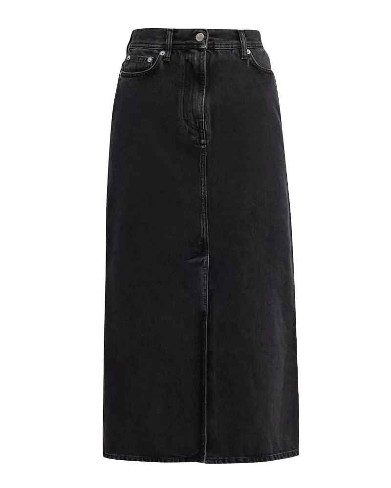 Best Long Denim Skirts for Women in Spring 2025
