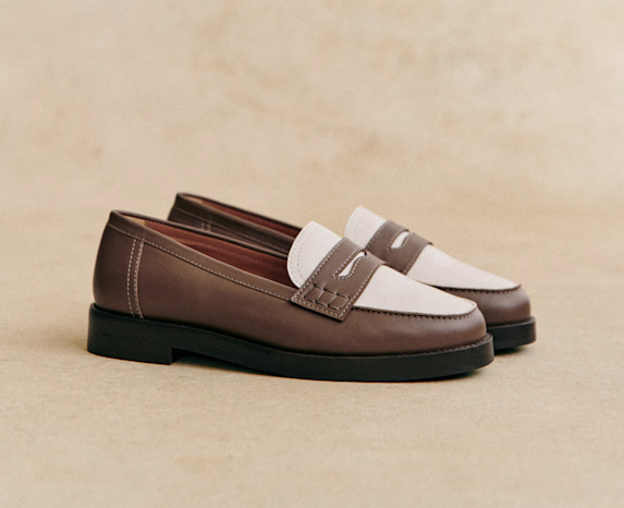 Los zapatos bicolor que Lady Di amaba son hoy los favoritos de las