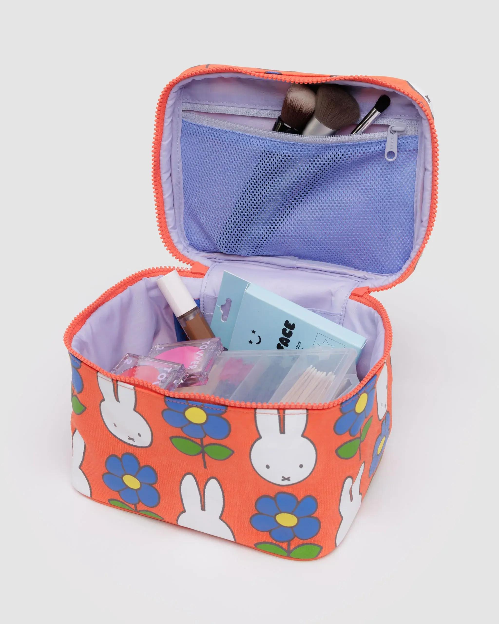 Shop Baggu