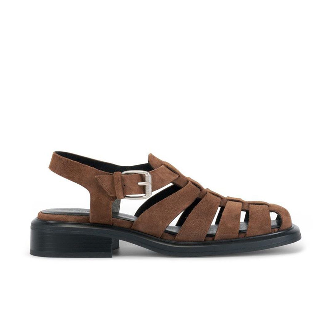 14 Best Fisherman Sandals for Women in 2025