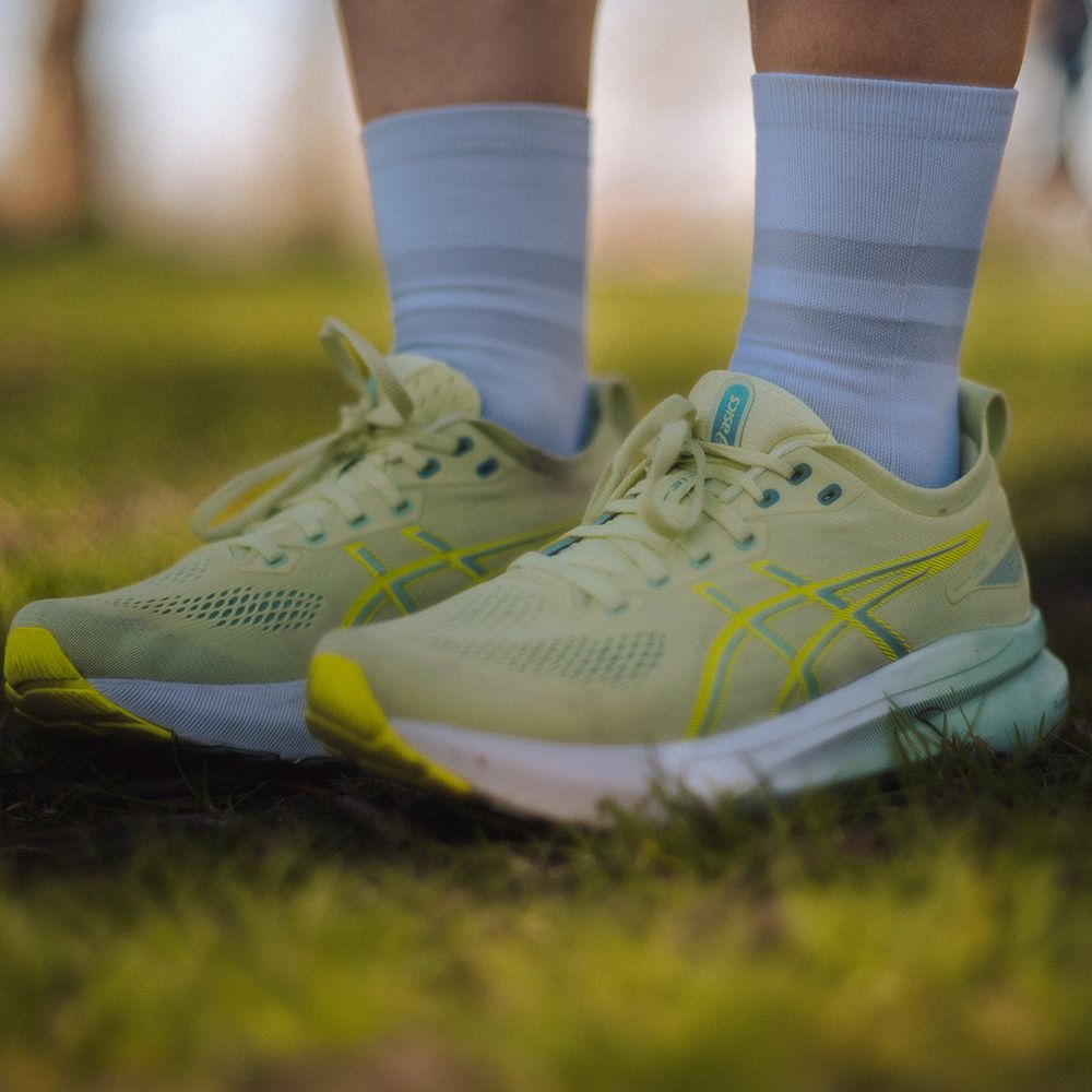 Yellow Best Asics Sneakers For Flat Feet The Best Overpronation