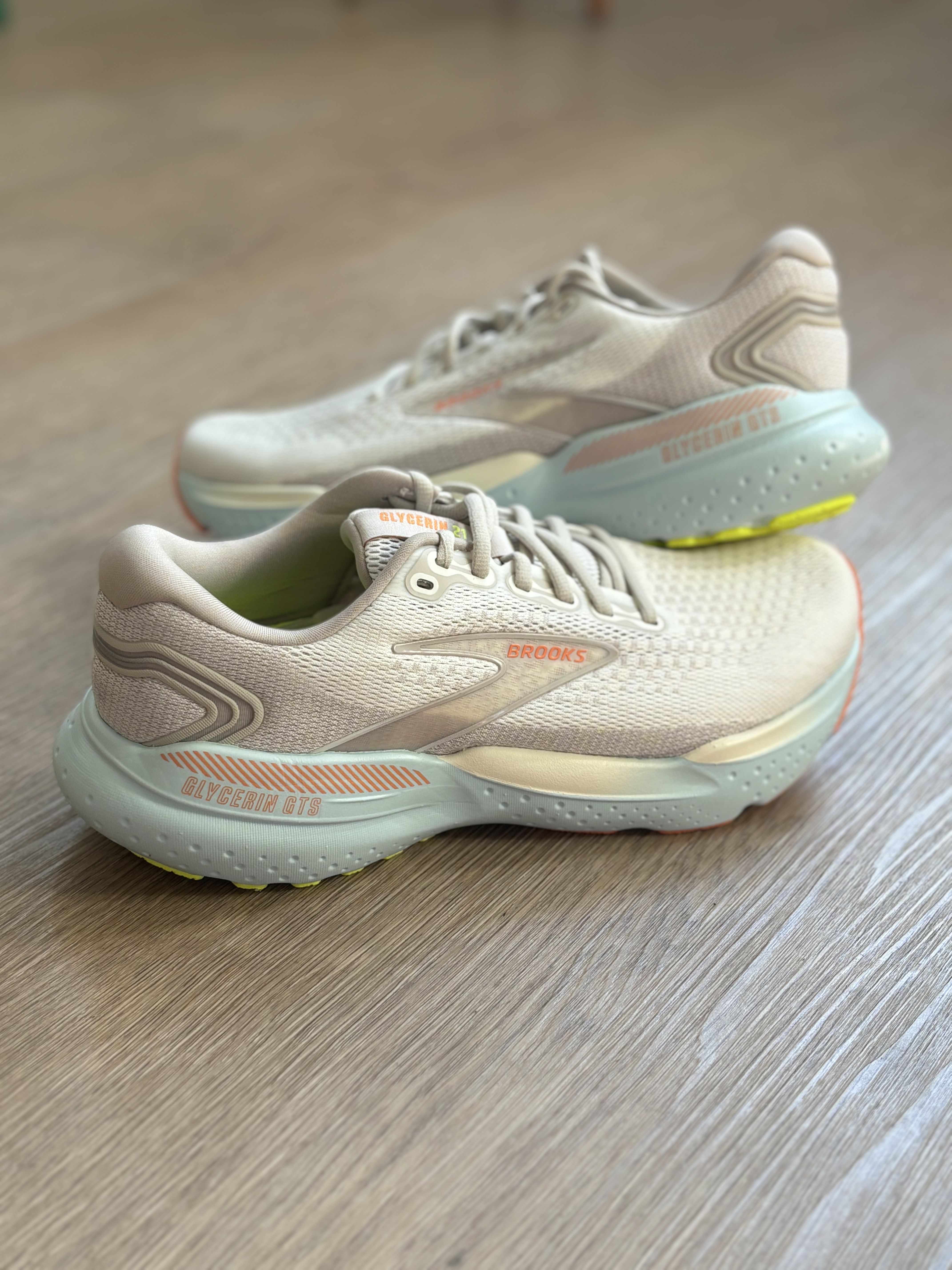 When You Should Replace Your Running Shoes, According to Podiatrists