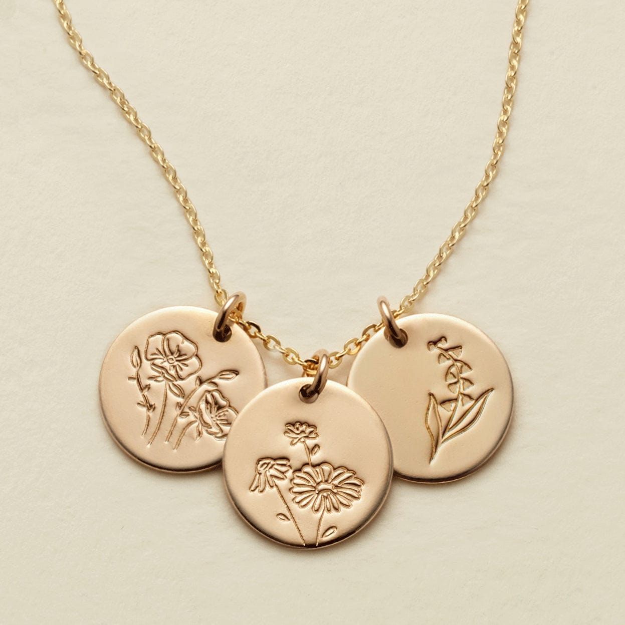 20 Best Mother's Day Necklaces to Gift Mom in 2025