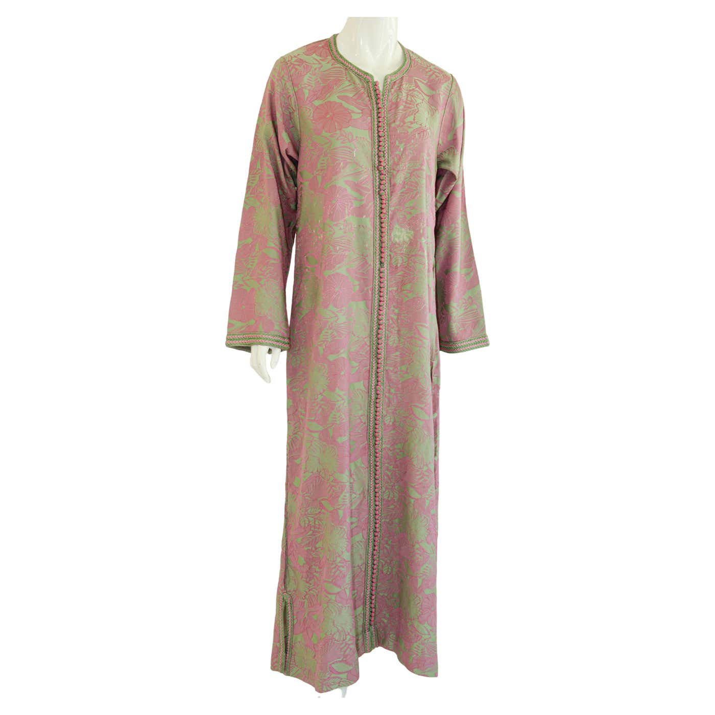 The History of the Caftan—And Why Now Is the Best Time to Wear Them