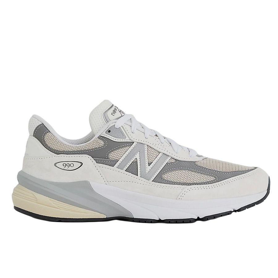 20 Best Women's Walking Shoes for Travel in Europe