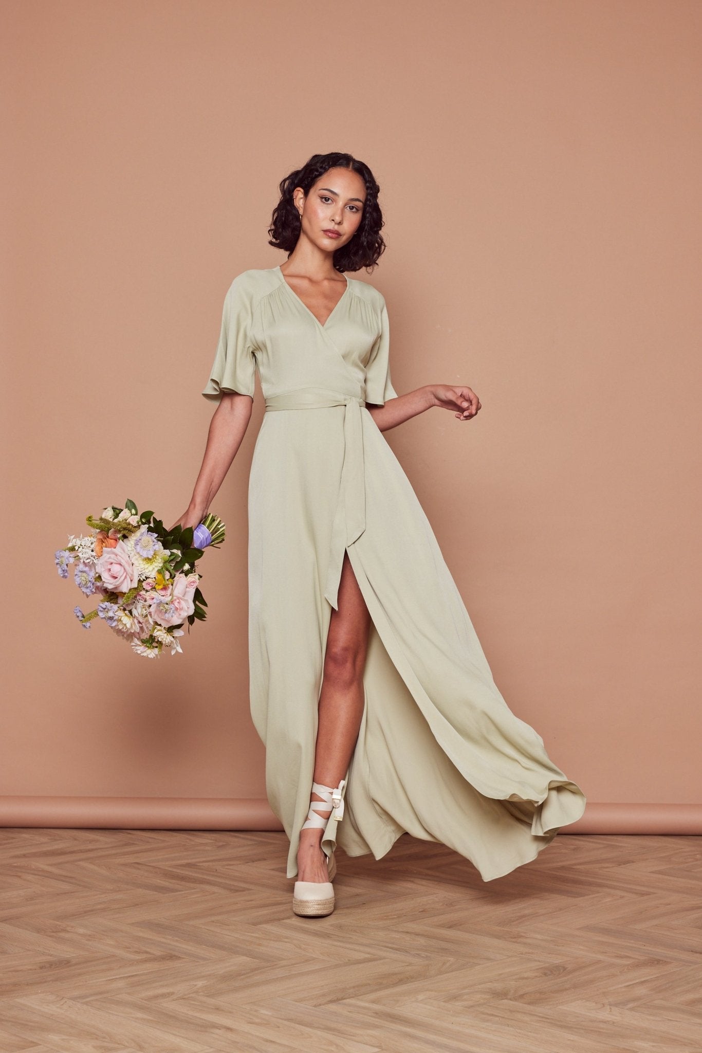 12 bridesmaid dresses for every body shape from 23 12 bridesmaid dresses for every body shape from 23