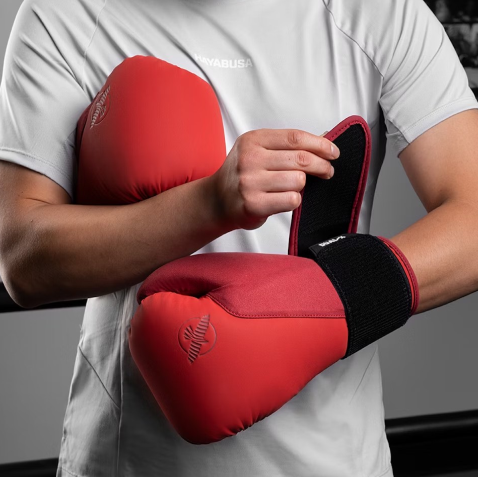 Best Boxing Gloves for Beginners in 2025, Tested by Fitness Experts