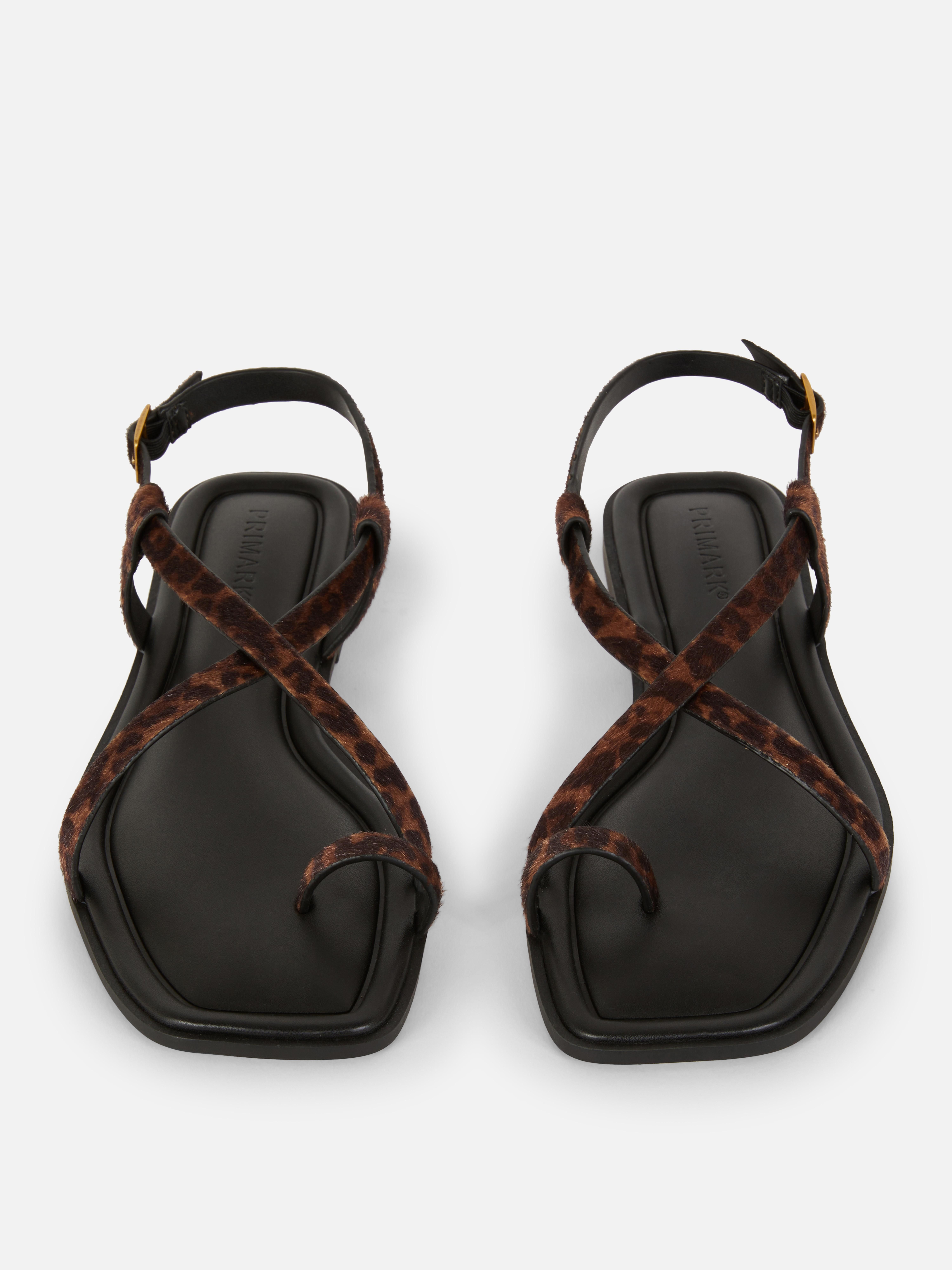 Están en Primark y son las sandalias planas más cómodas de la