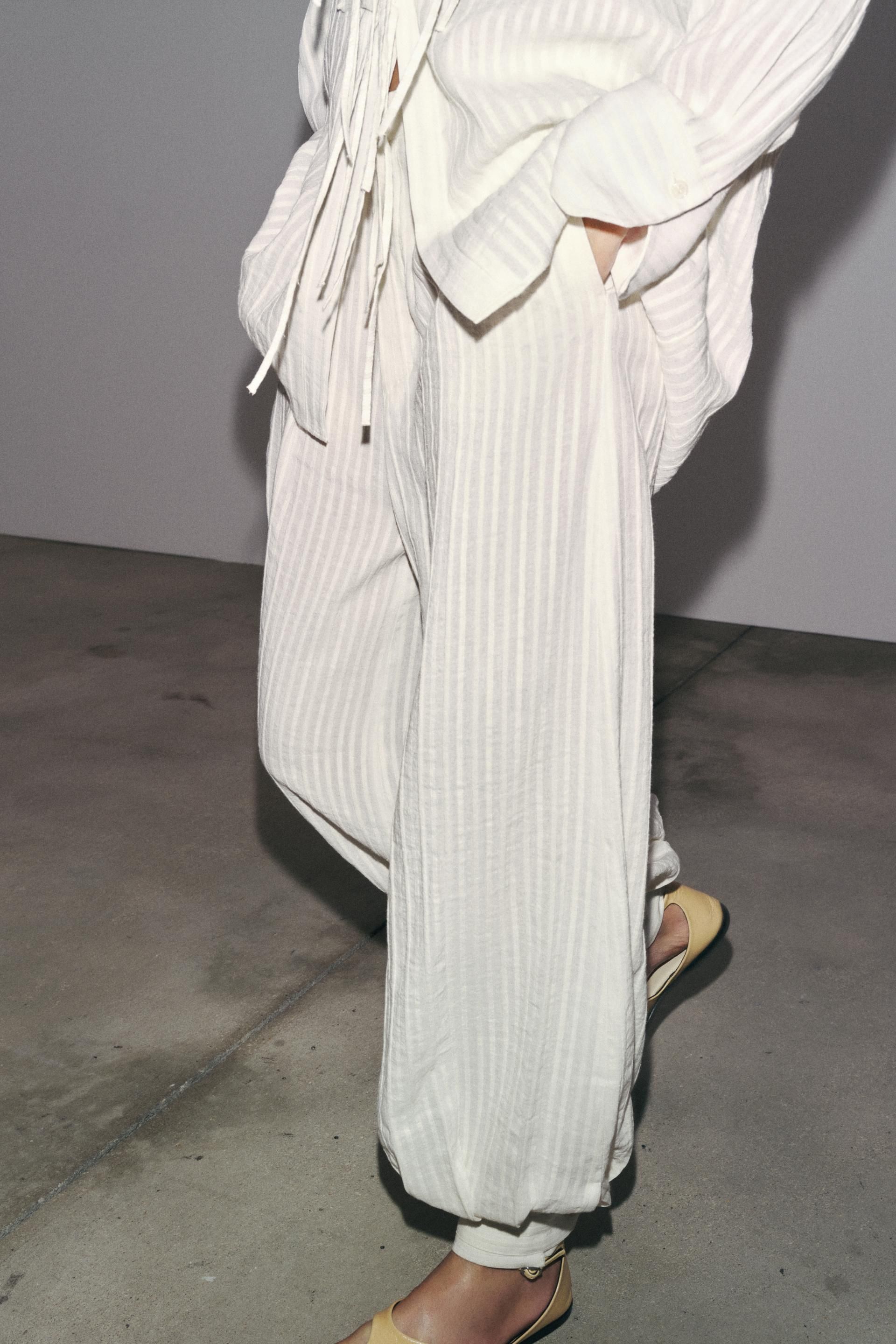 Combinar Pantalon Pantalon Bombacho De Vestir Con Pantalon Beige