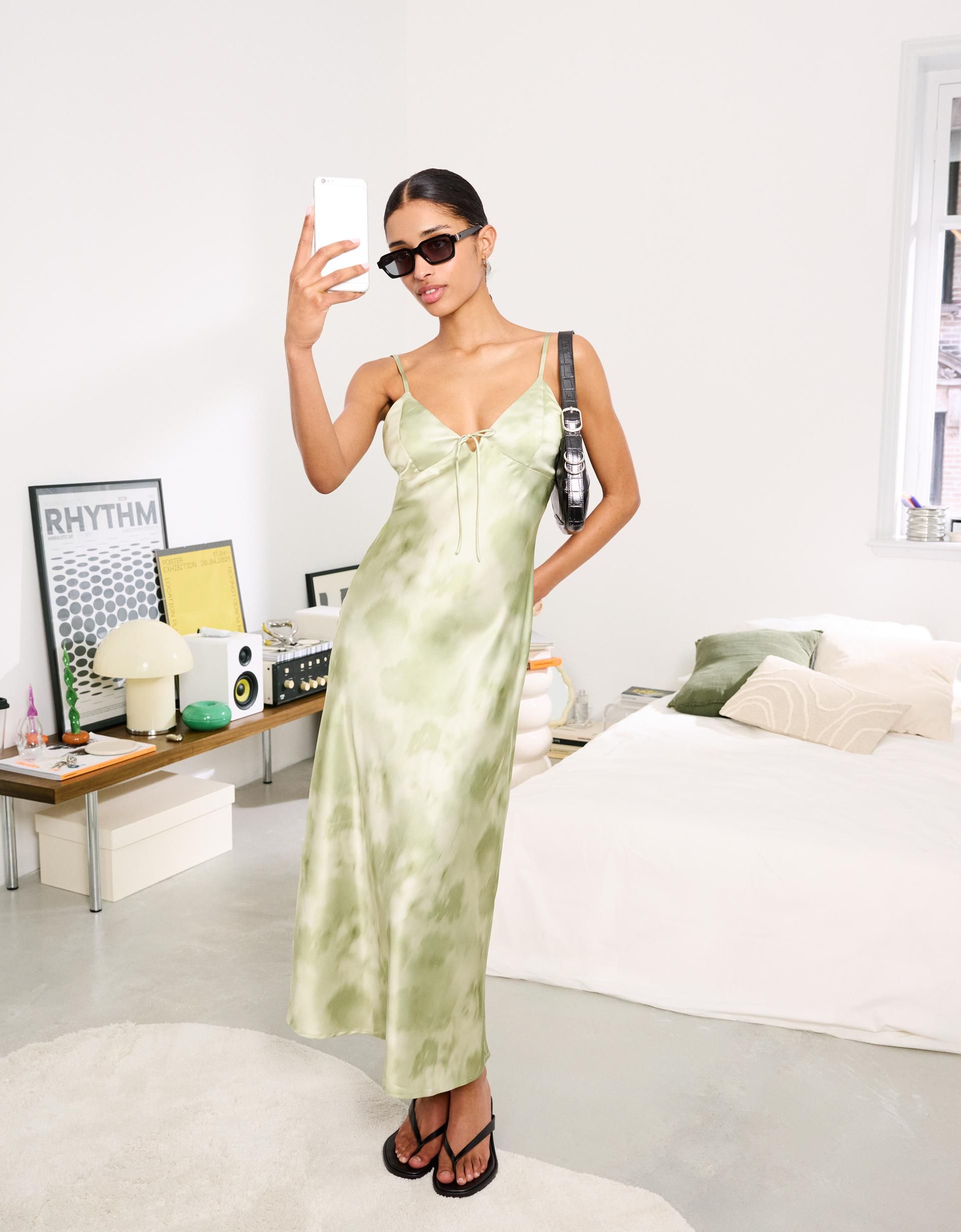 Elisa aline lesks Sie ist eine talentierte Malerin und