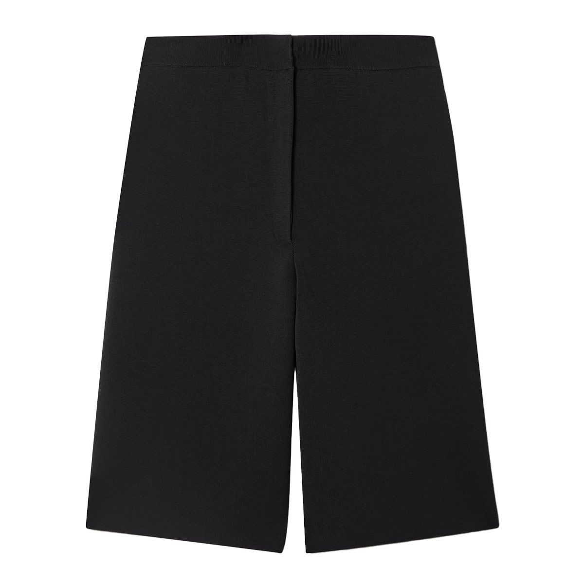 3 Ways to Style Bermuda Shorts, Summer 2025's Coolest Trend