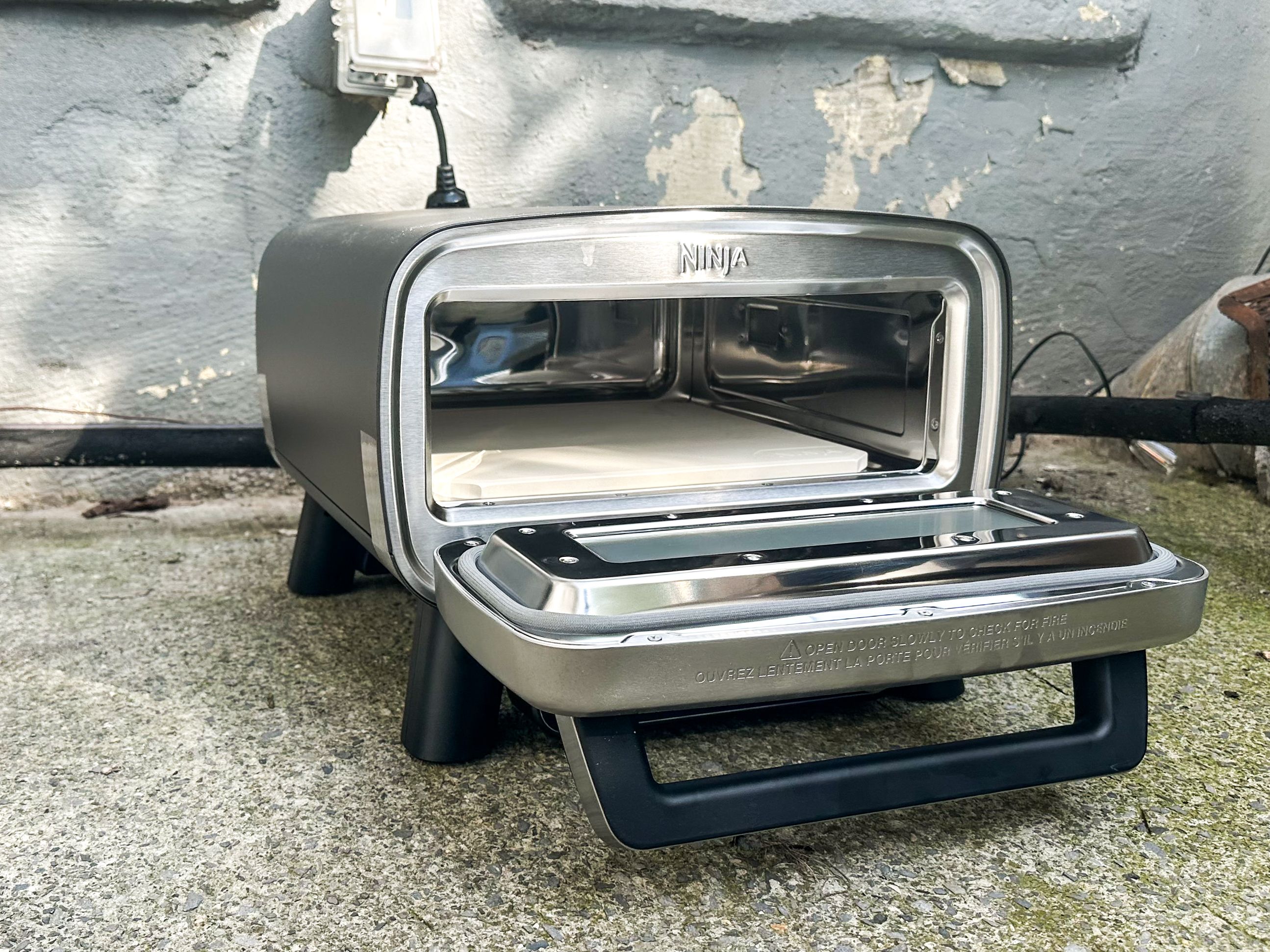 The Ninja Artisan 5-in-1 Pizza Oven Review 2025