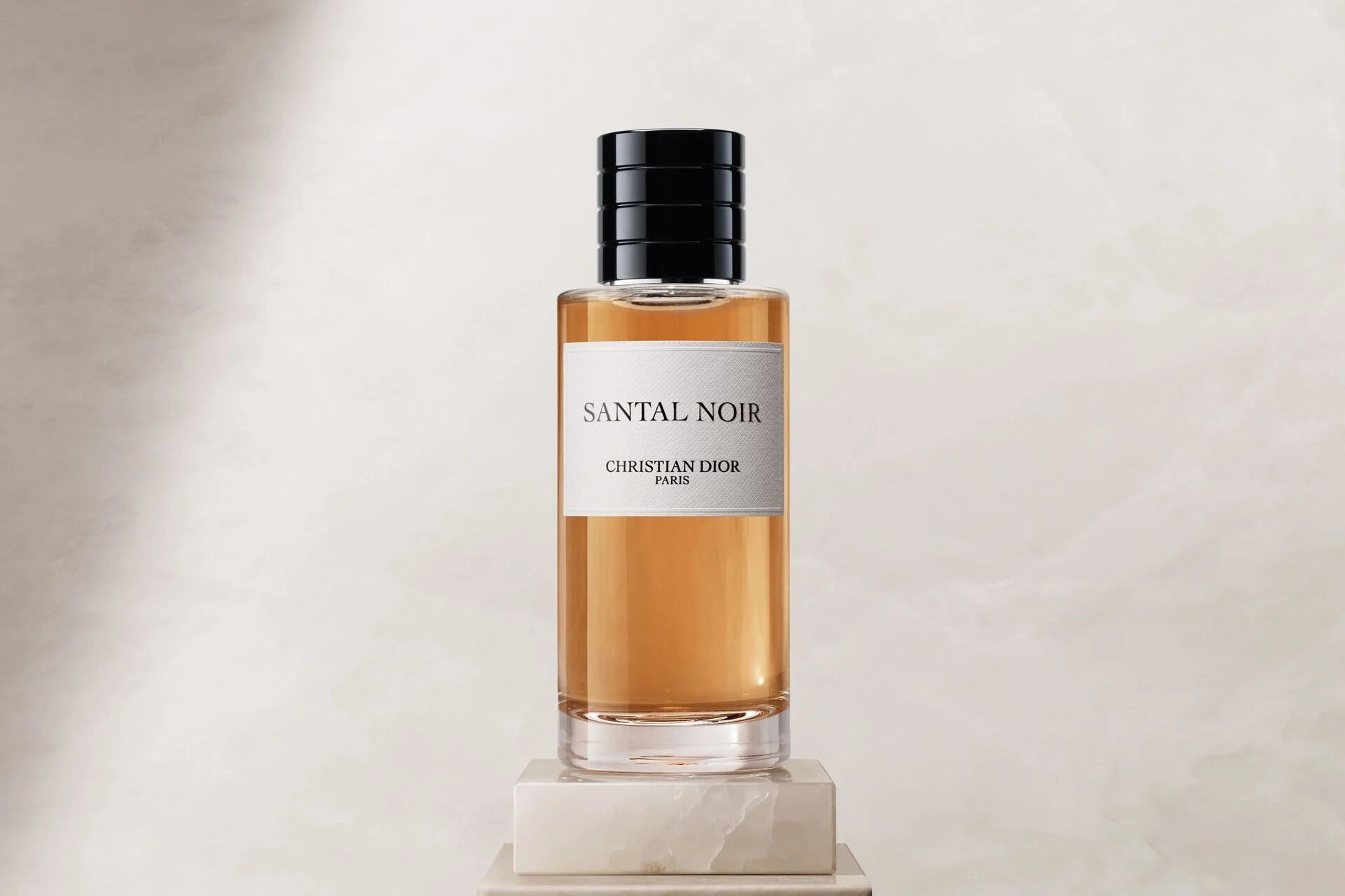 best Dior perfumes that last all day and smell expensive