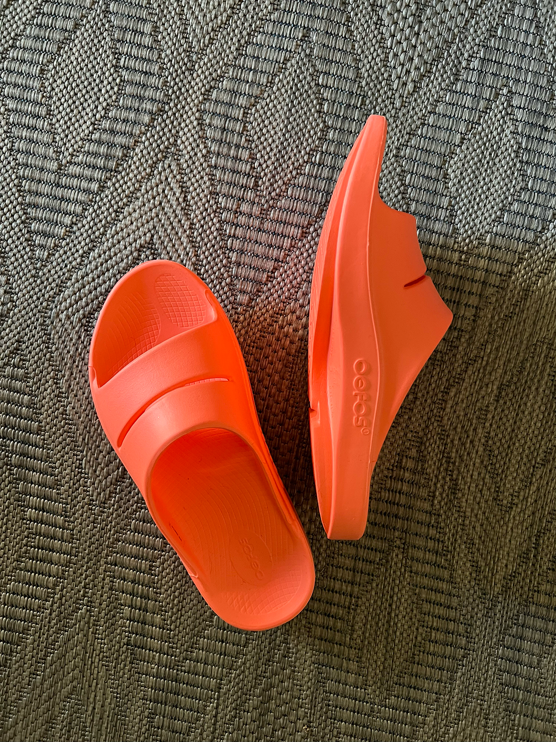 I Tried the Podiatrist-Approved Oofos OOahh Recovery Slides display picture 2
