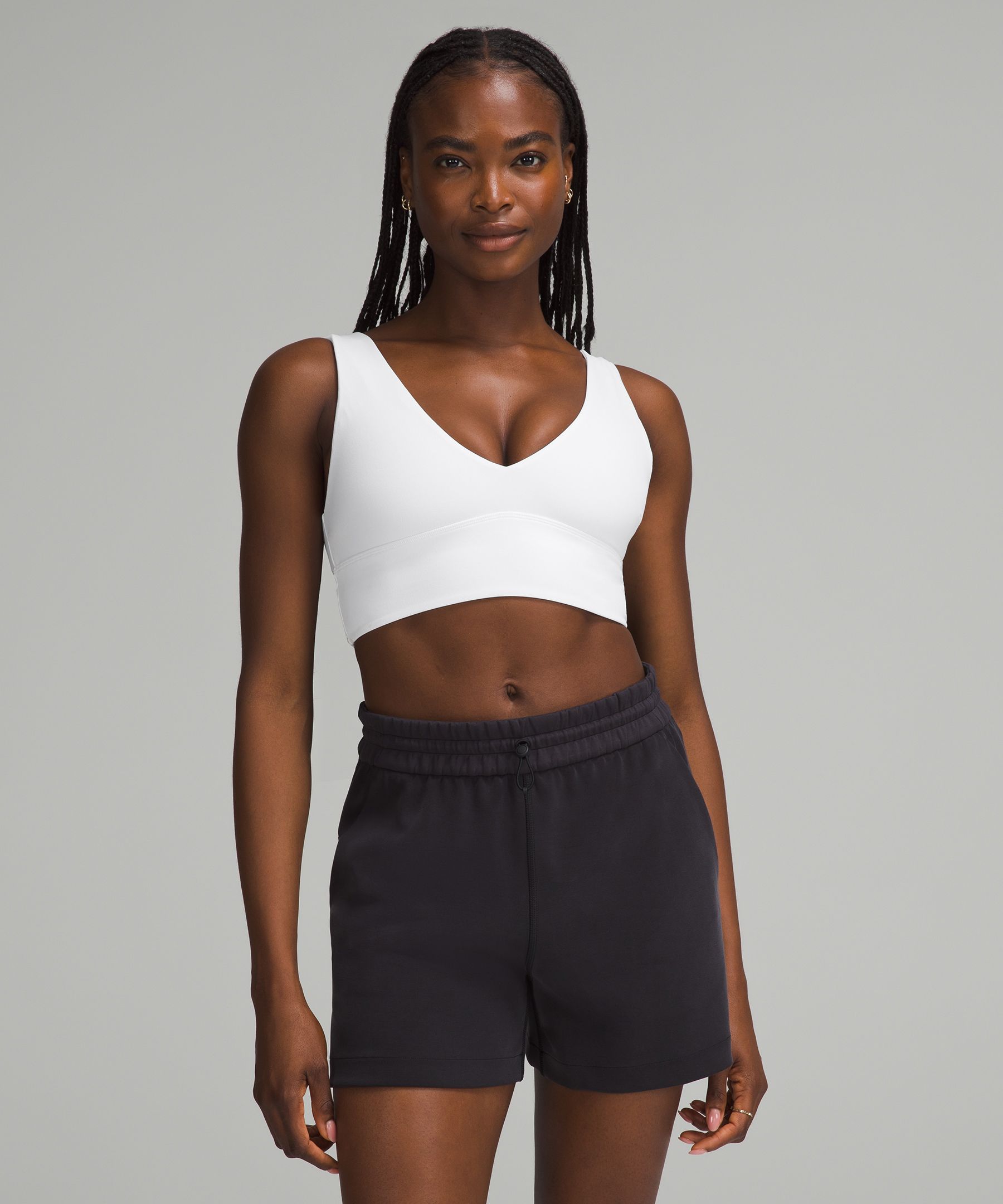 Alo vs Lululemon: Which Leggings Are Better Quality?
