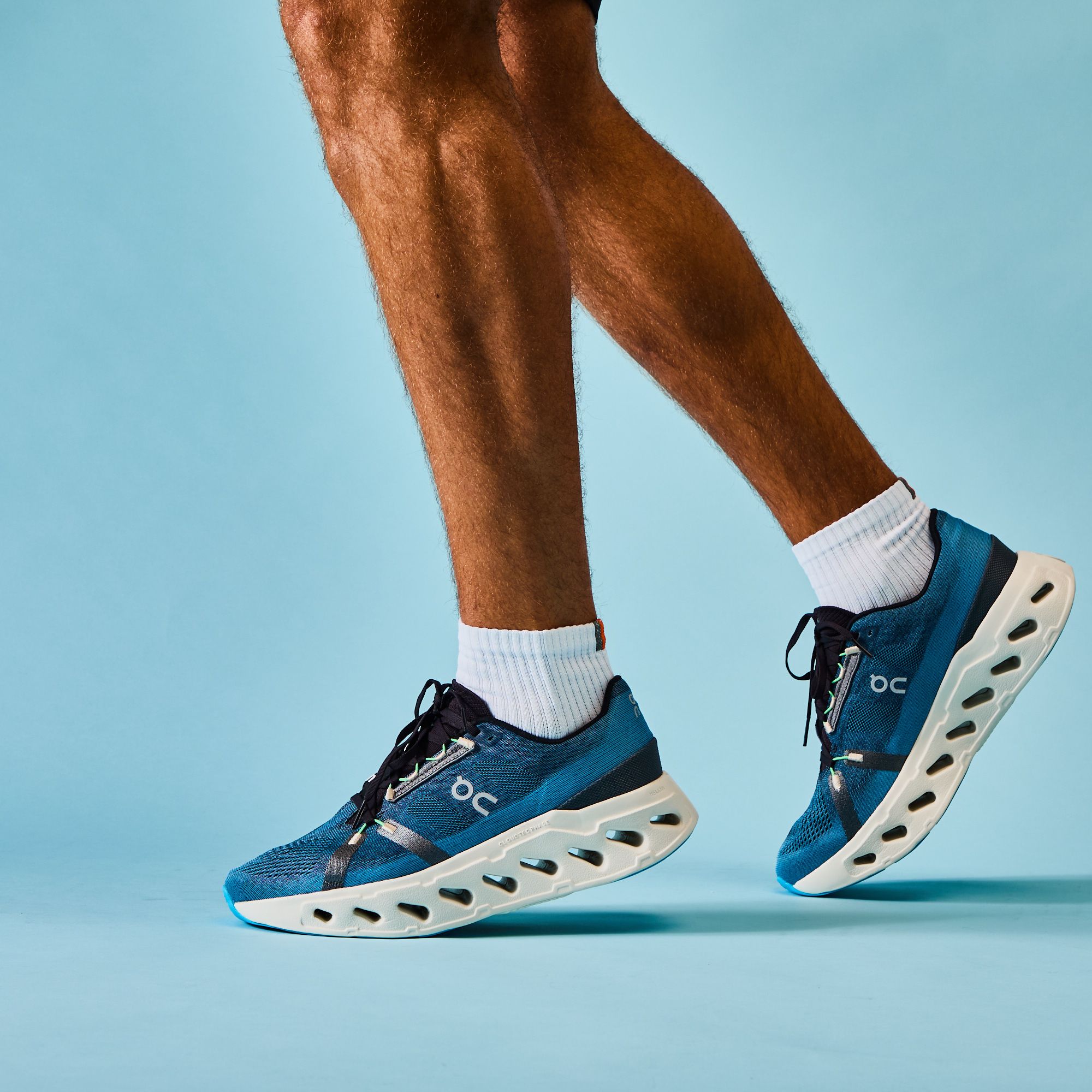 The Best On Shoes for Walking, According to Podiatrists