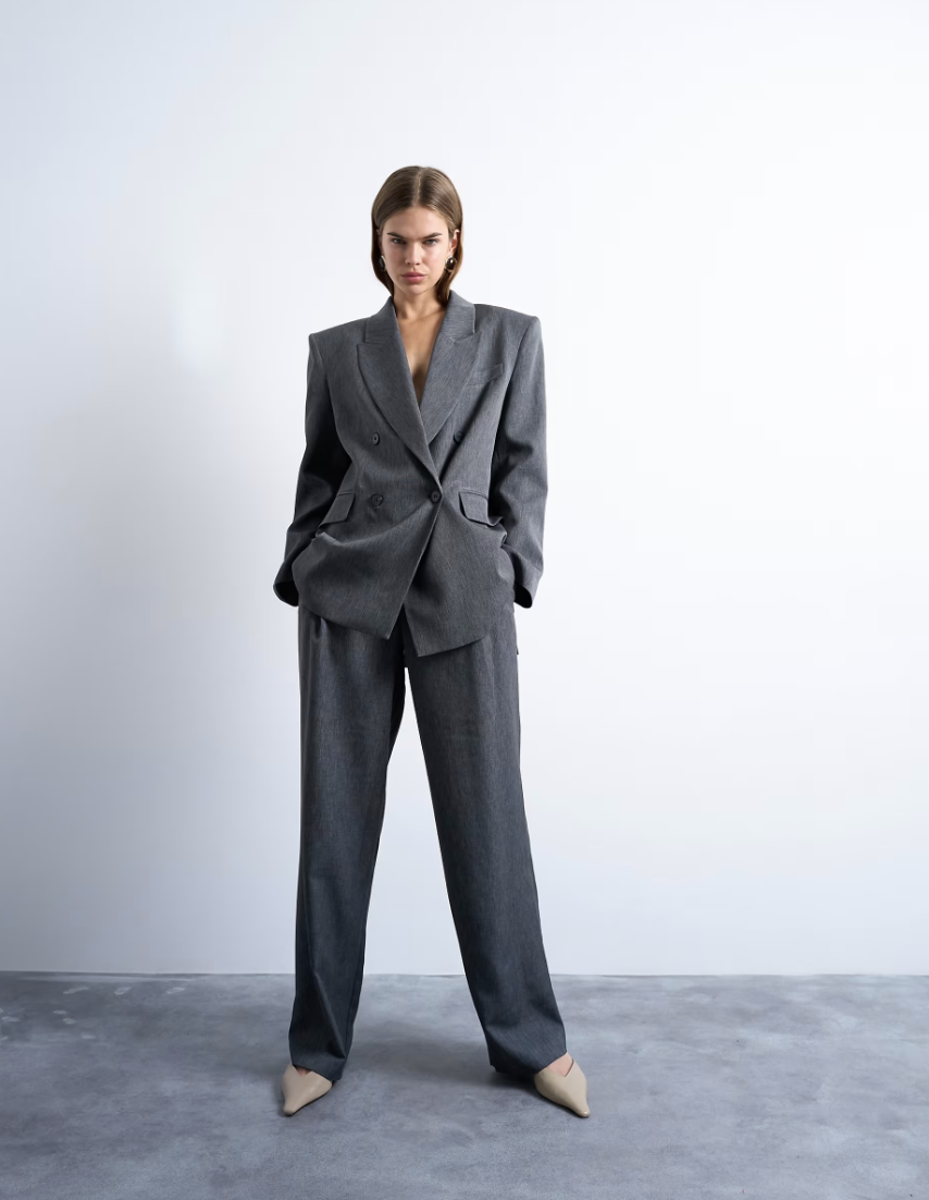 Ingrid germano onlyfans Bacharel em Direito.