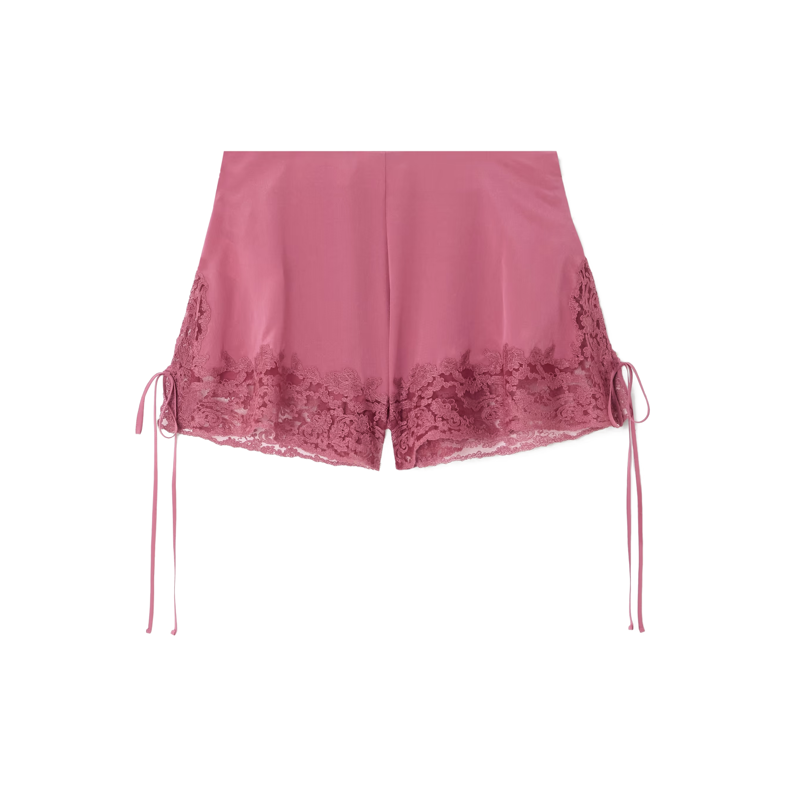 How to Wear the Lace-Trimmed Shorts Trend for Fall 2025