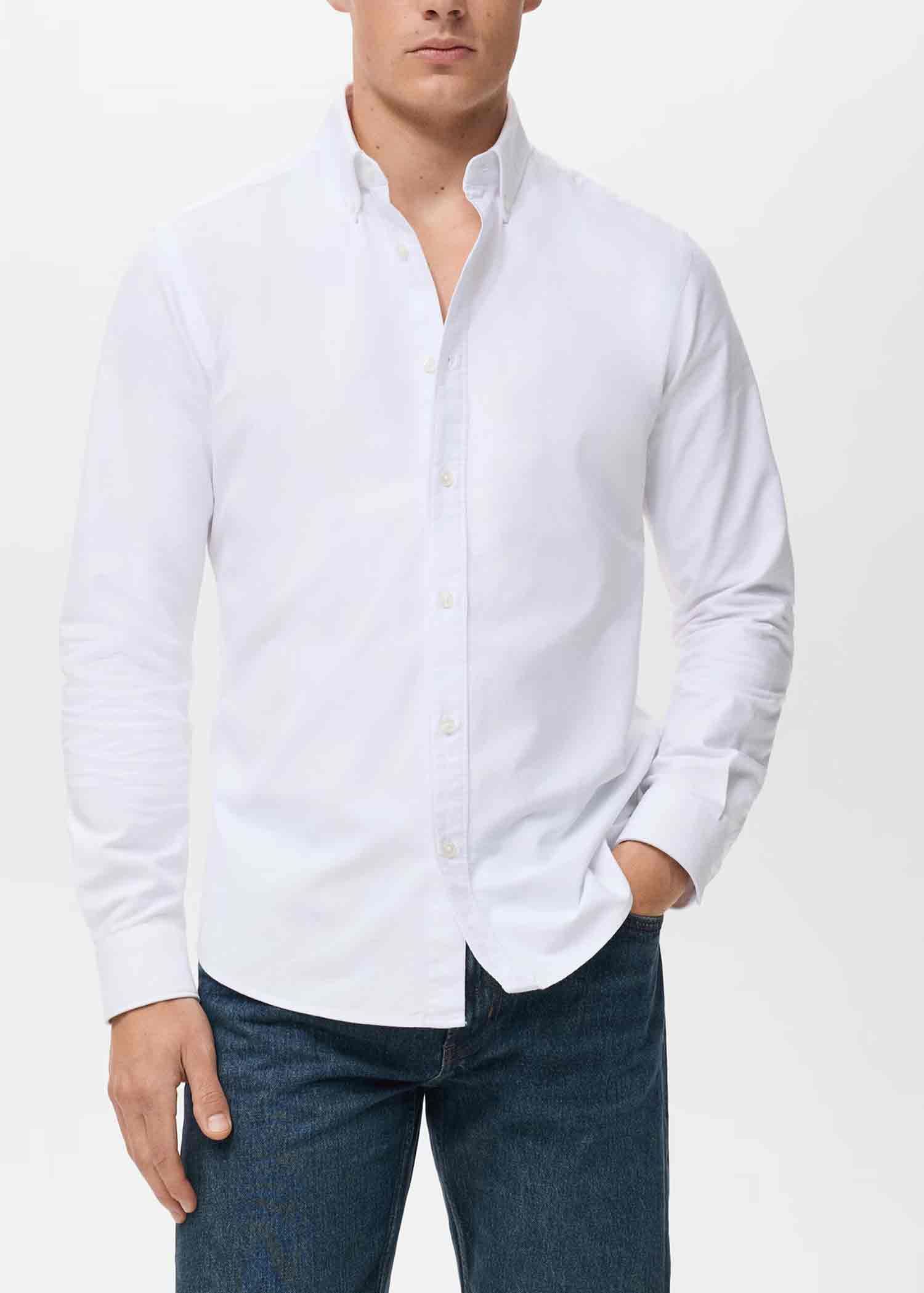 Las mejores camisas blancas estilo Oxford para hombre