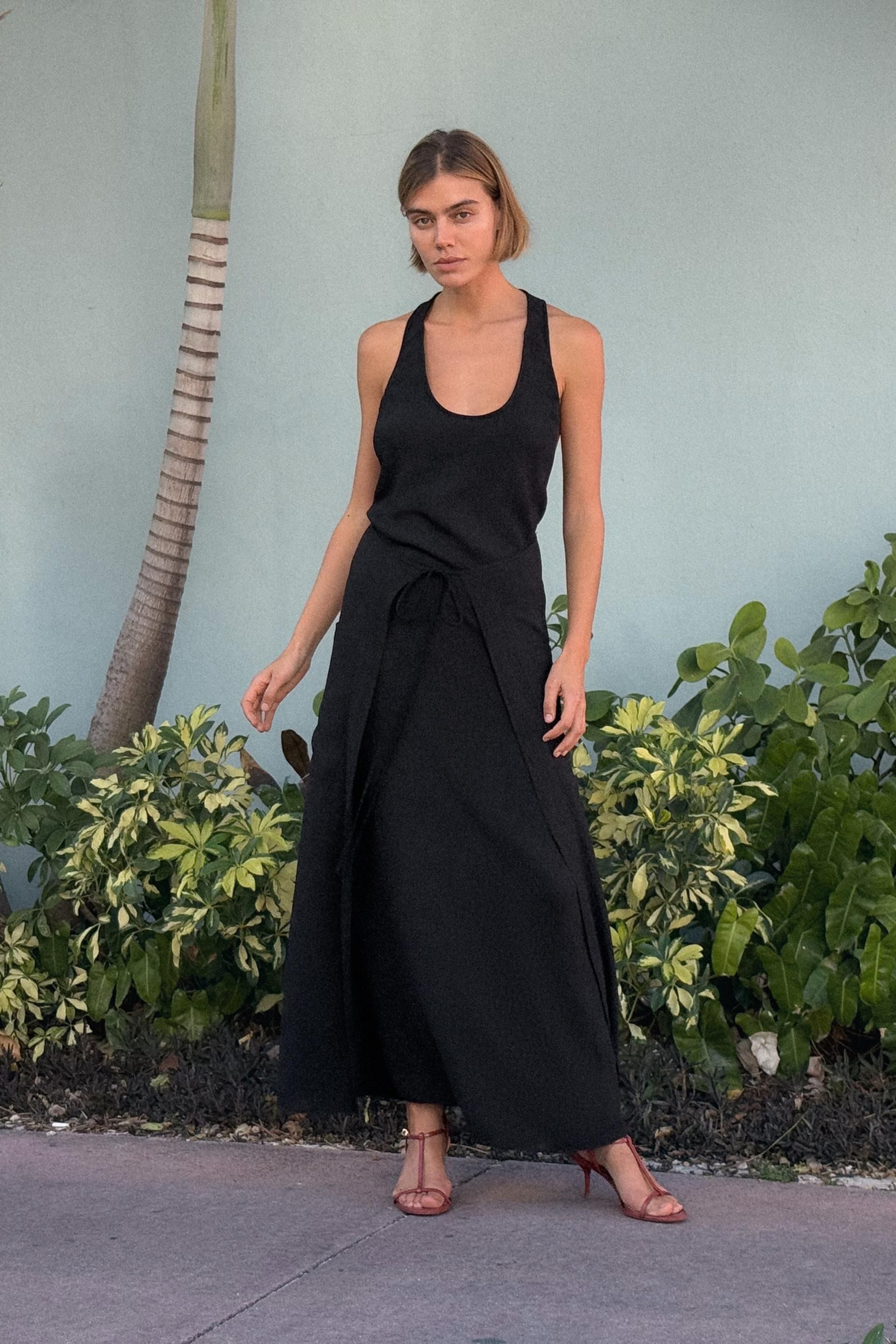 Vestito Zara Collezione Estate Zara Rilancia Un Suo Abito