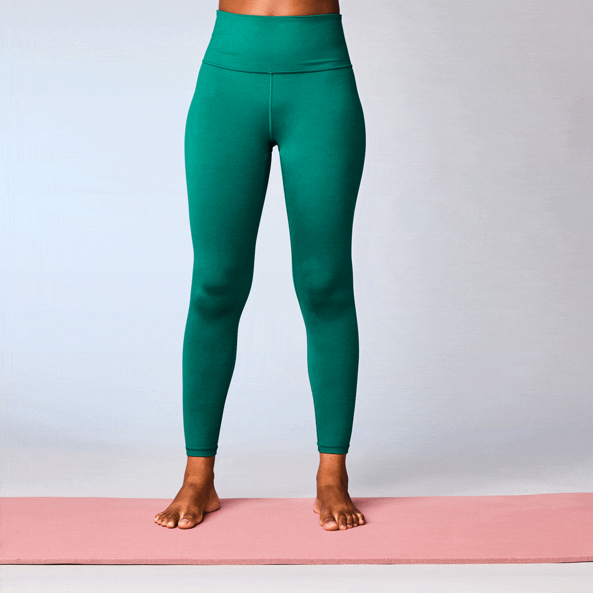 The Best Yoga Pants For Women In 2025, Tested By Editors