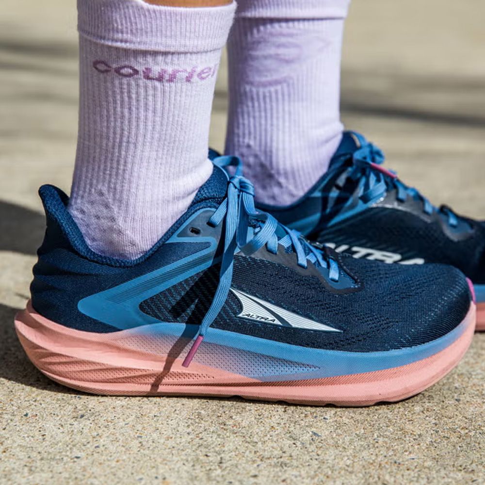 Pink Saucony Women's Velocity Saucony Velocity Mp Spikes