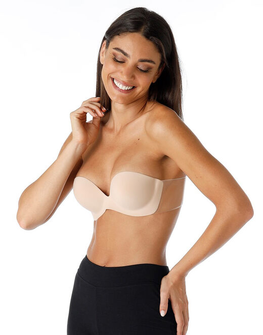 Questi reggiseni adesivi sono invisibili Cosmopolitan