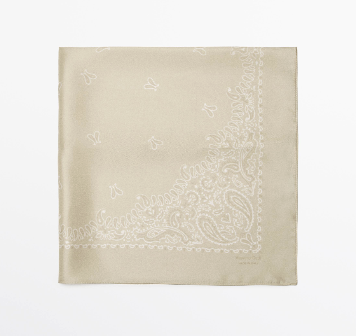 Come indossare i foulard anche in autunno Cosmopolitan