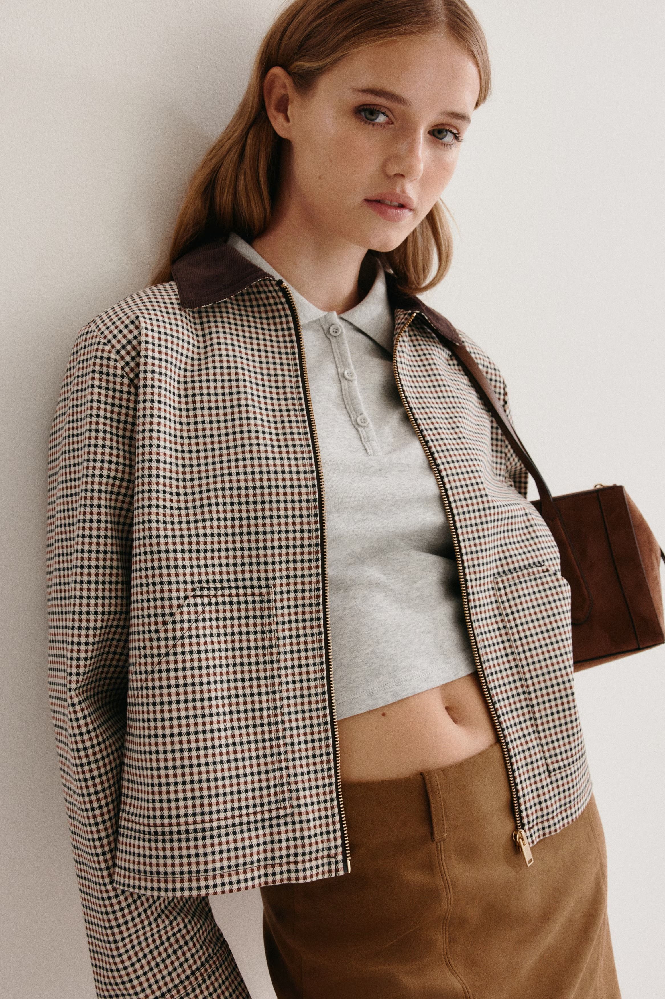 H&M pone a la venta la chaqueta estilo parka con el estampado que