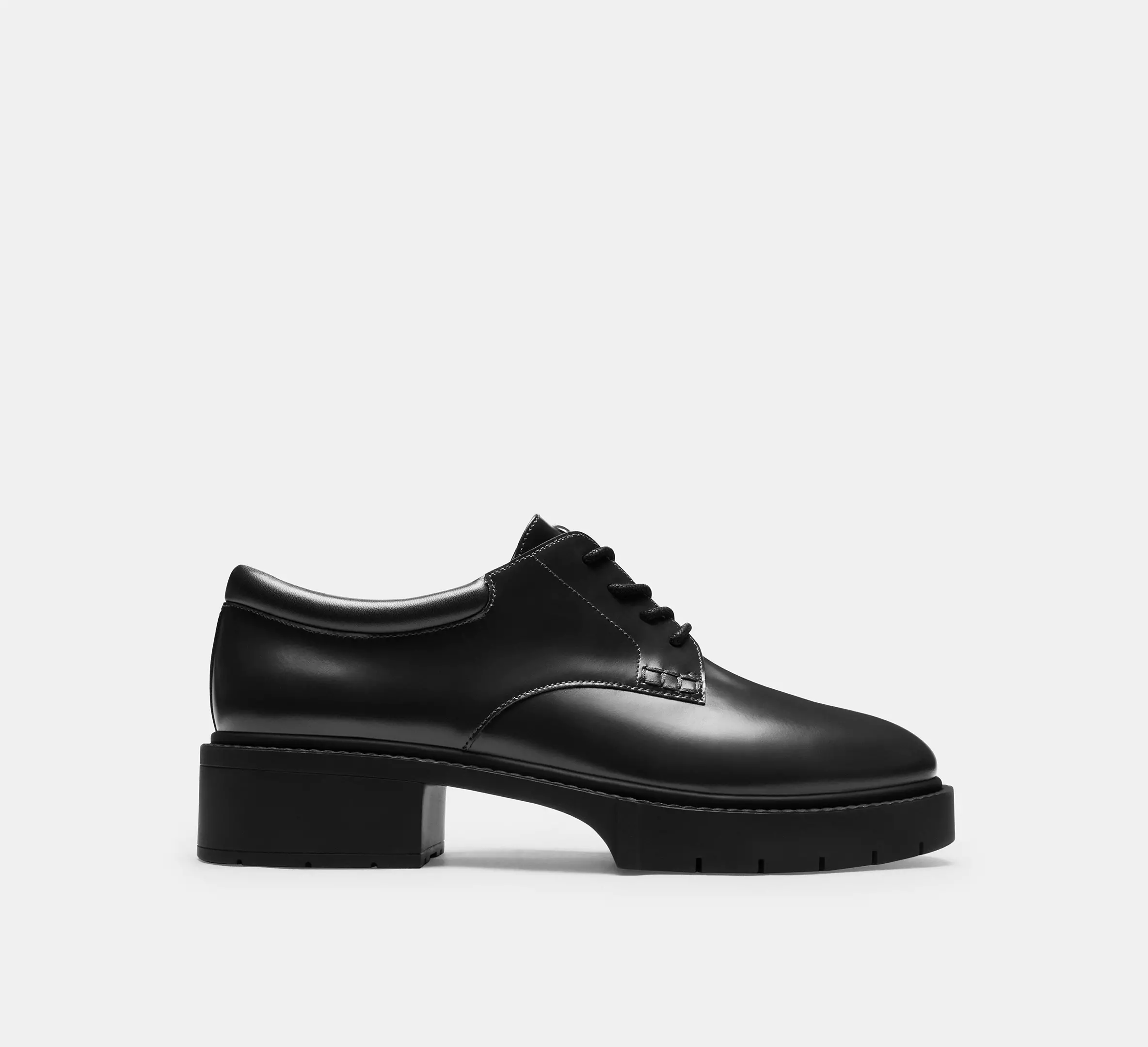 12 Best Oxford Shoes for Fall 2025: Classic and Modern 12 Best Oxford Shoes for Fall 2025: Classic and Modern