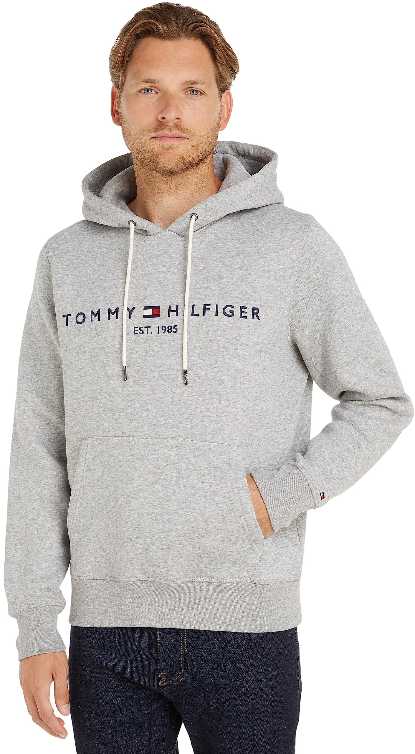 Esta sudadera Tommy Hilfiger de hombre tiene casi 10 mil