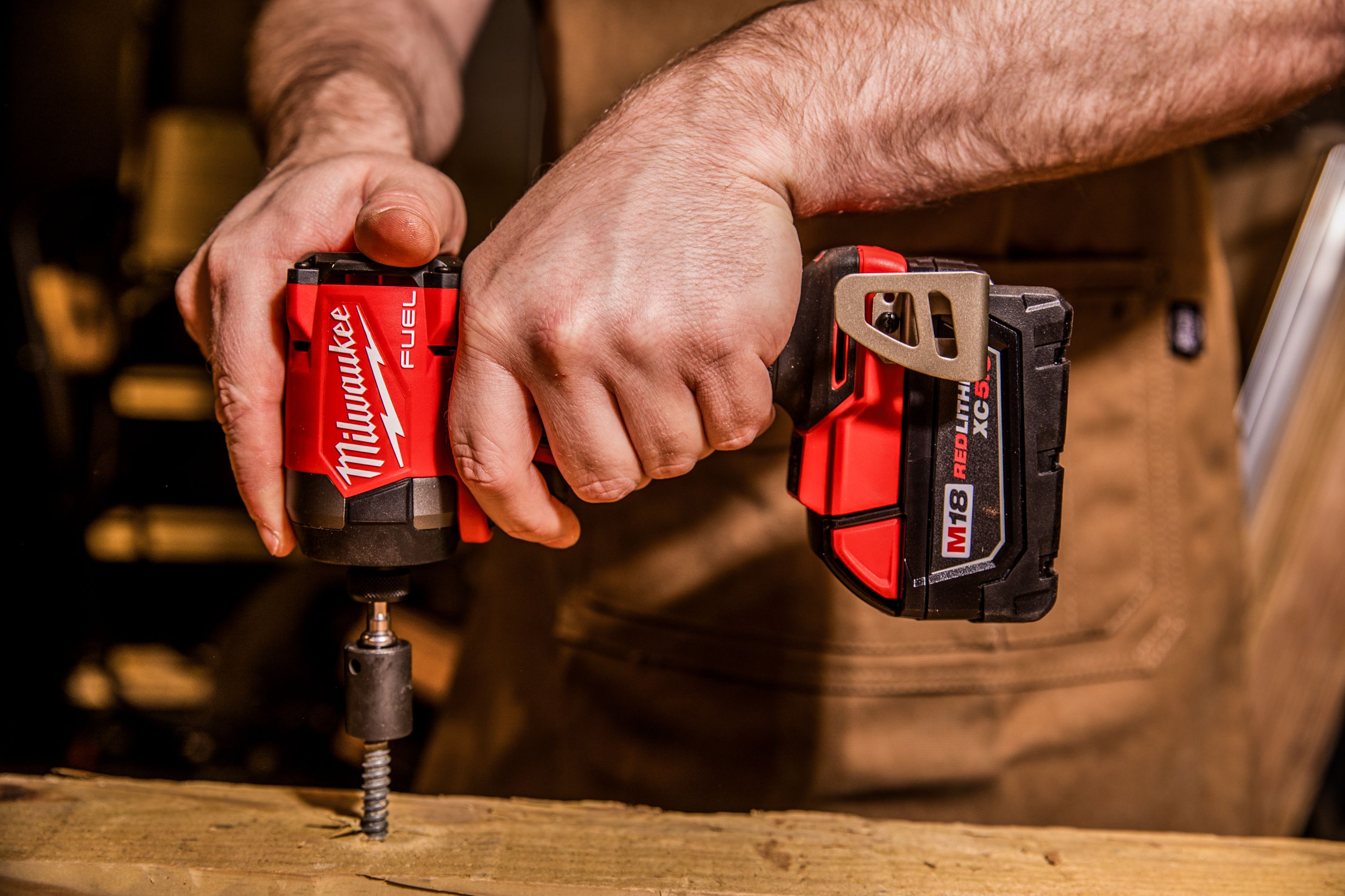 Milwaukee M18 Fuel What's The Difference Between 18v And 20v