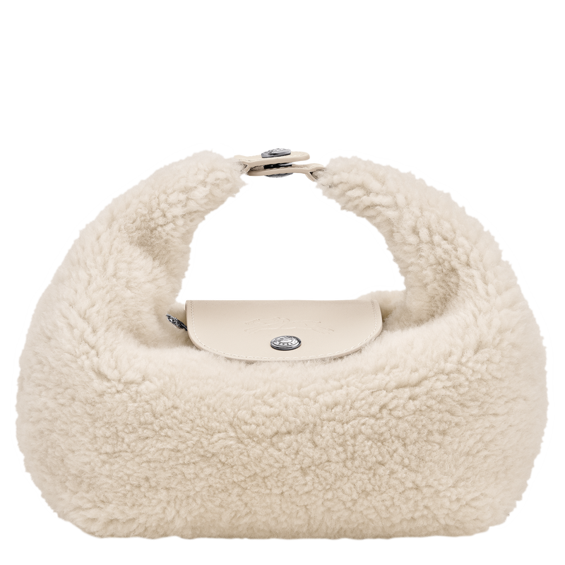 This Heritage French Bag Label Gets a British Twist This Fall display picture 1