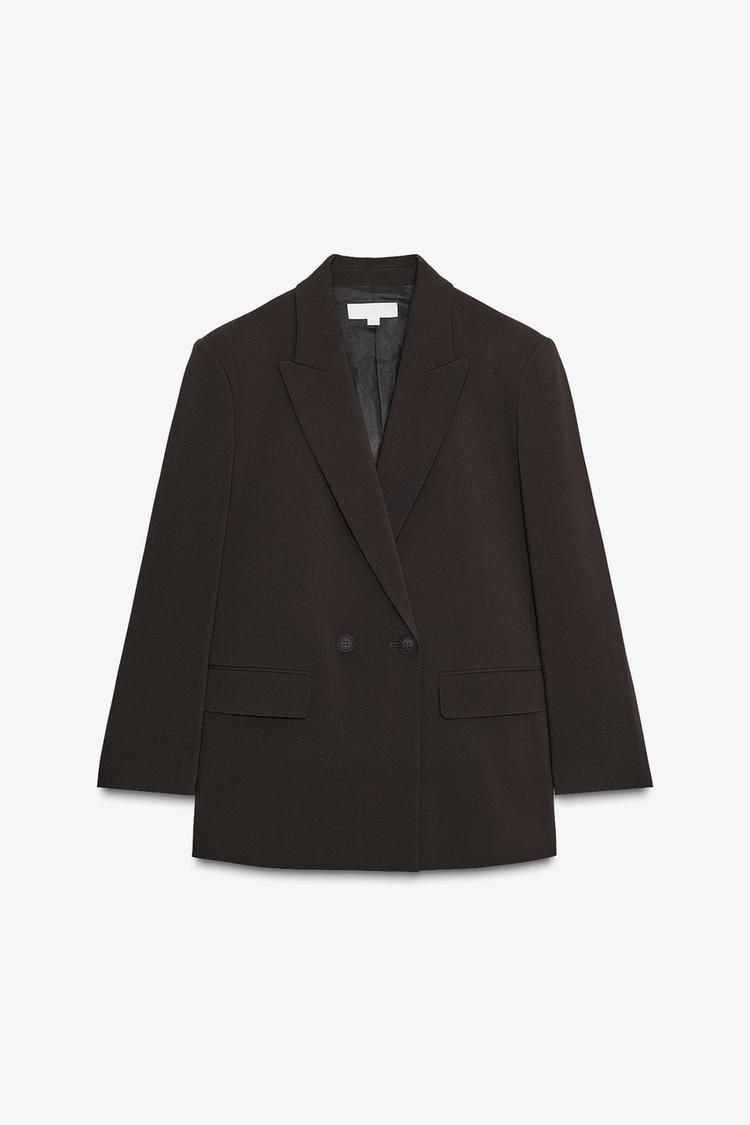 La blazer marrón 'oversize' de Zara que las editoras de moda han