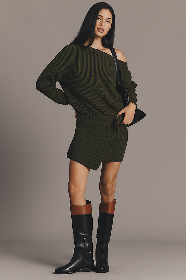 The Cutest and Comfiest Outfits to Wear for Thanksgiving 2025